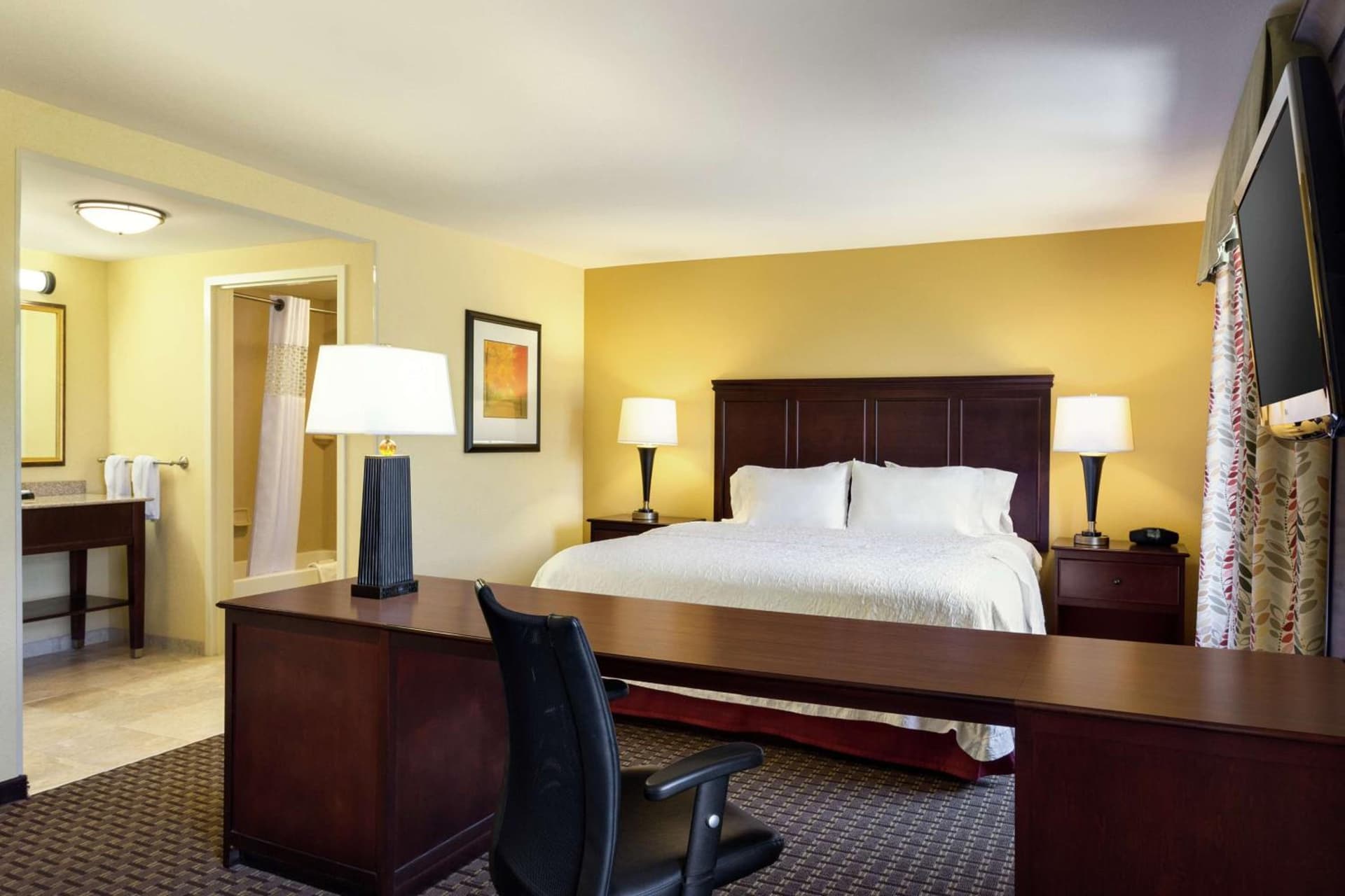 Hampton Inn & Suites Prattville property views in Prattville, AL — gallery photo 3