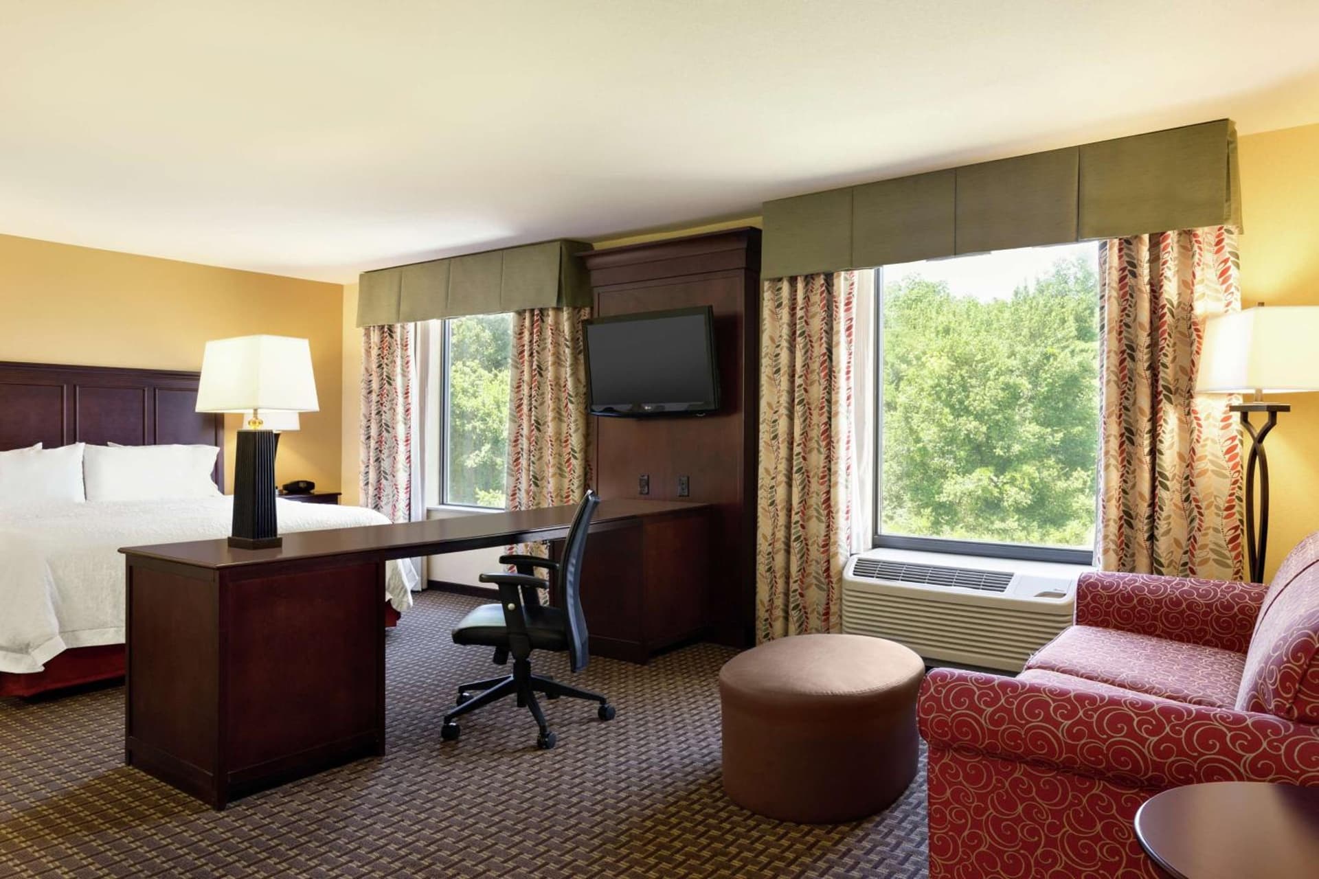 Hampton Inn & Suites Prattville gallery photo in Prattville, AL — image 25