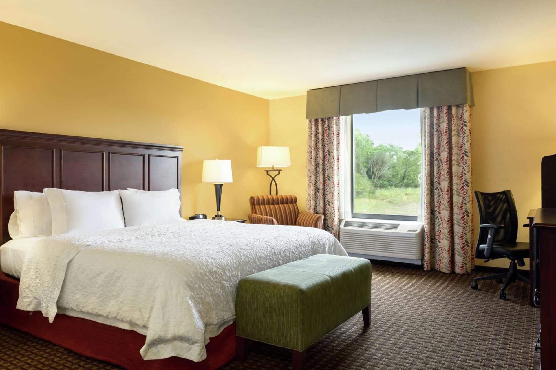 Hampton Inn & Suites Prattville gallery photo in Prattville, AL — image 6