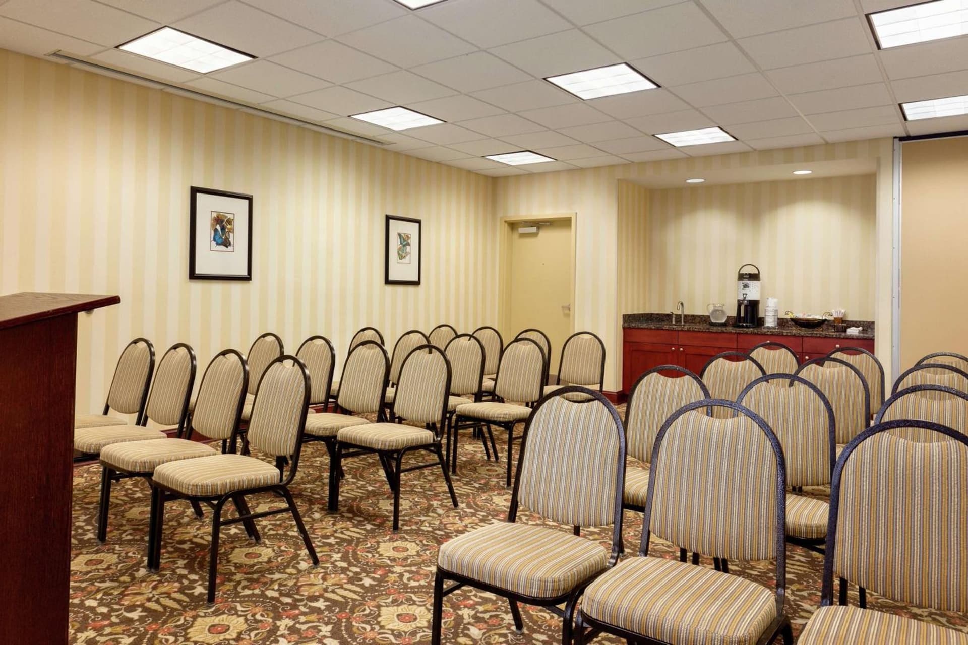 Hampton Inn & Suites Prattville gallery photo in Prattville, AL — image 16