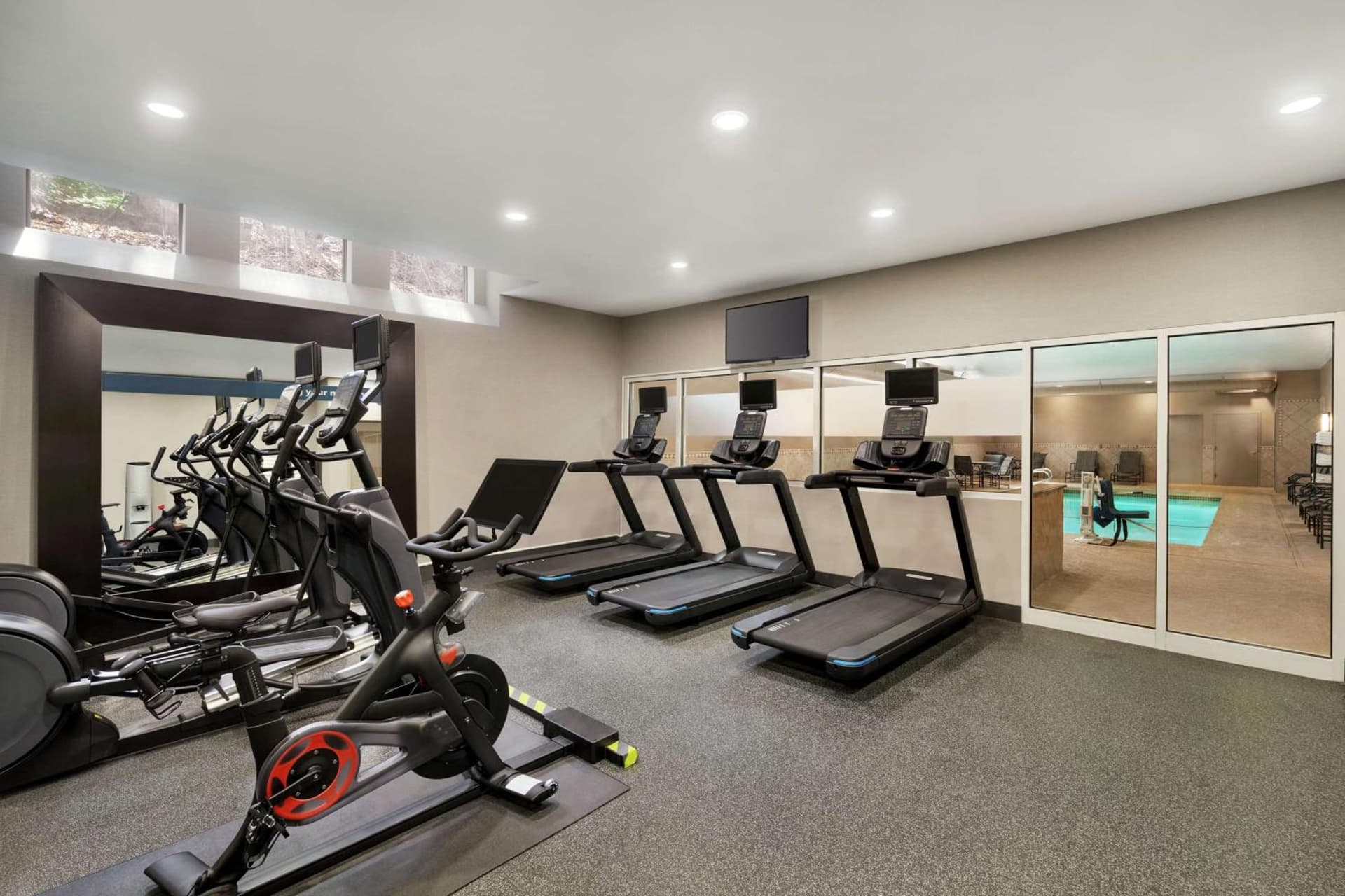 Hampton Inn & Suites Exeter gallery photo in Exeter — image 14