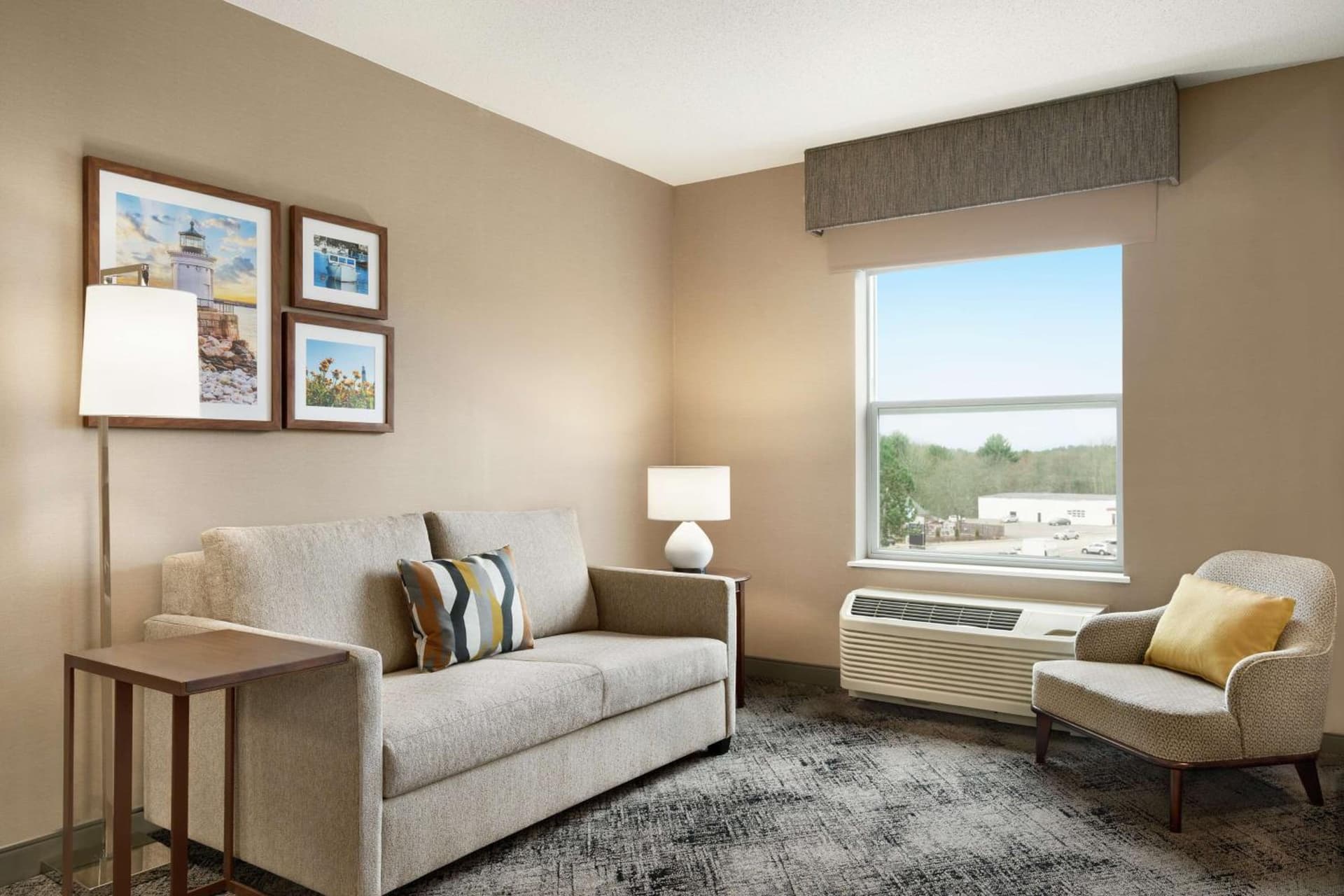 Hampton Inn & Suites Exeter gallery photo in Exeter — image 18