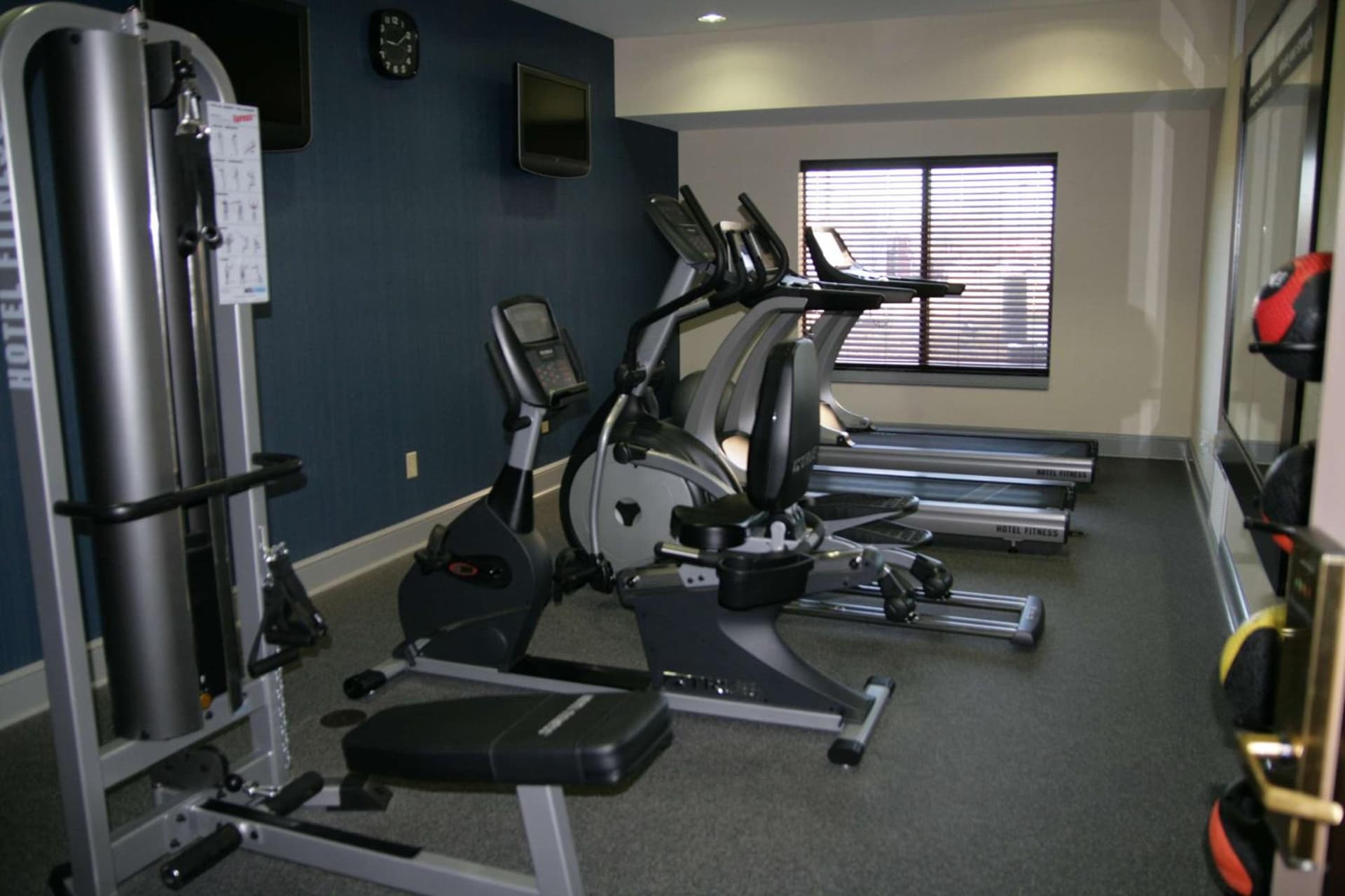 Hampton Inn Olathe gallery photo in Olathe, KS — image 33