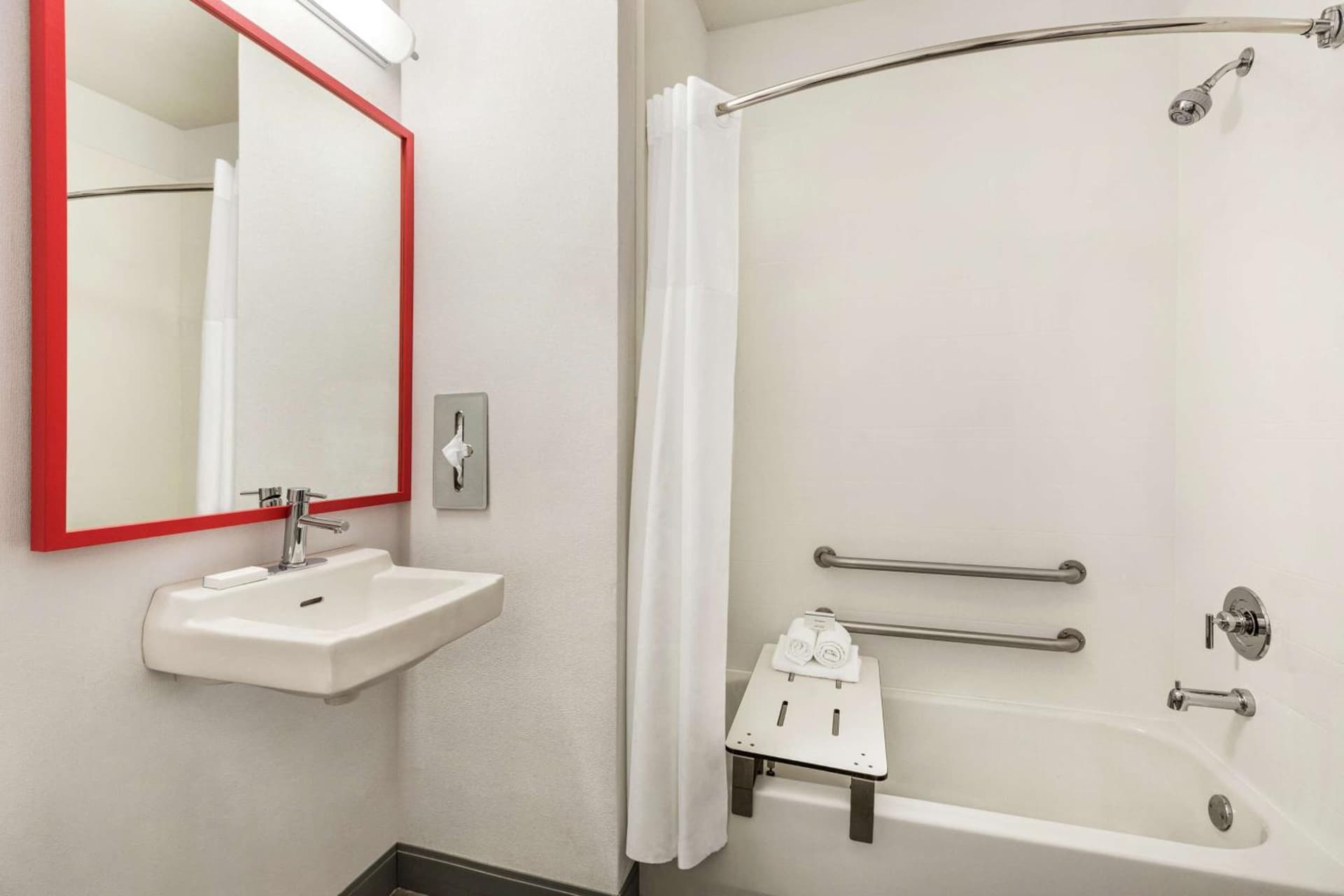 Hampton Inn Kansas City Blue Springs gallery photo in Blue Springs, MO — image 14