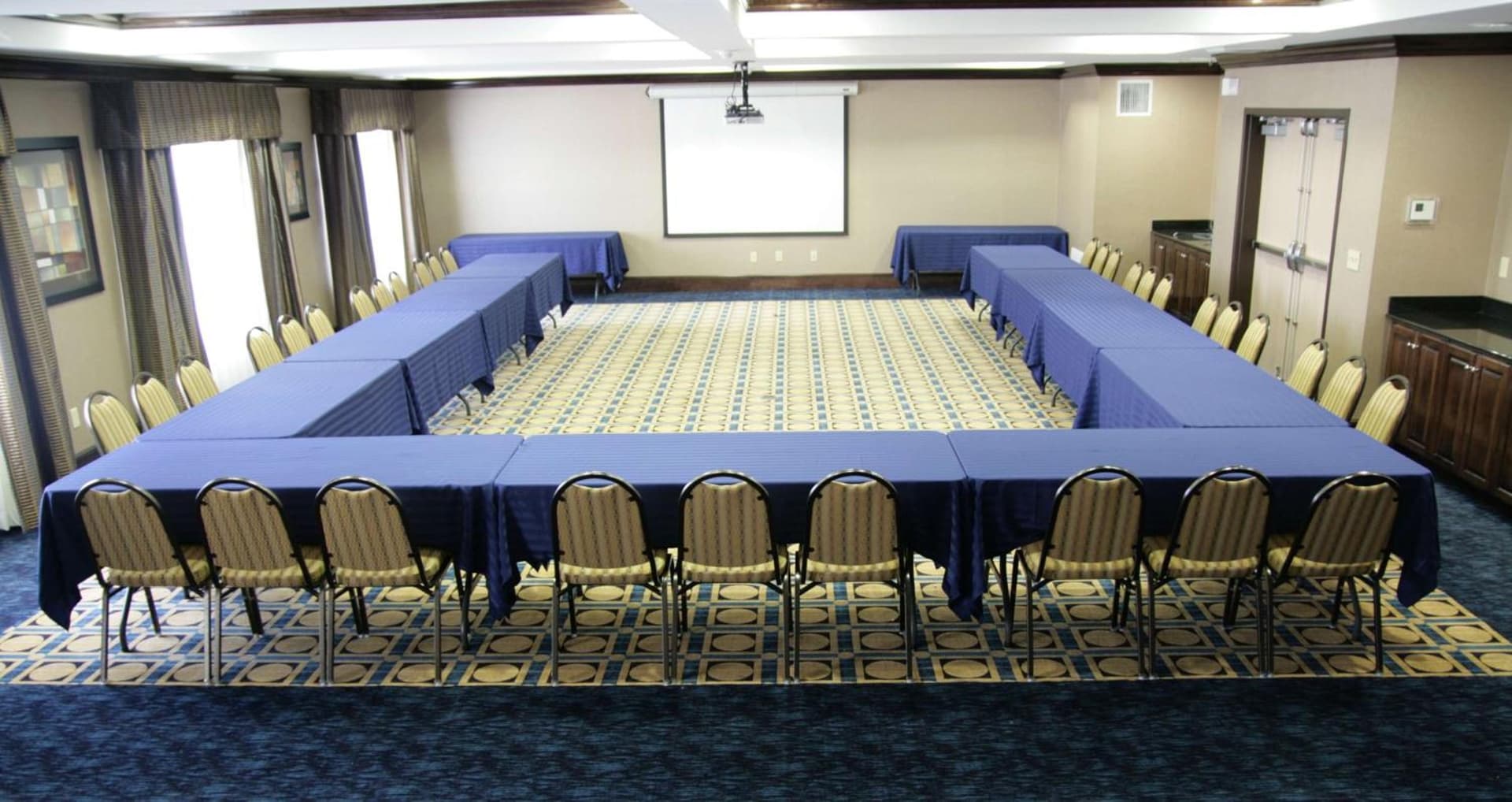 Hampton Inn Olathe gallery photo in Olathe, KS — image 41