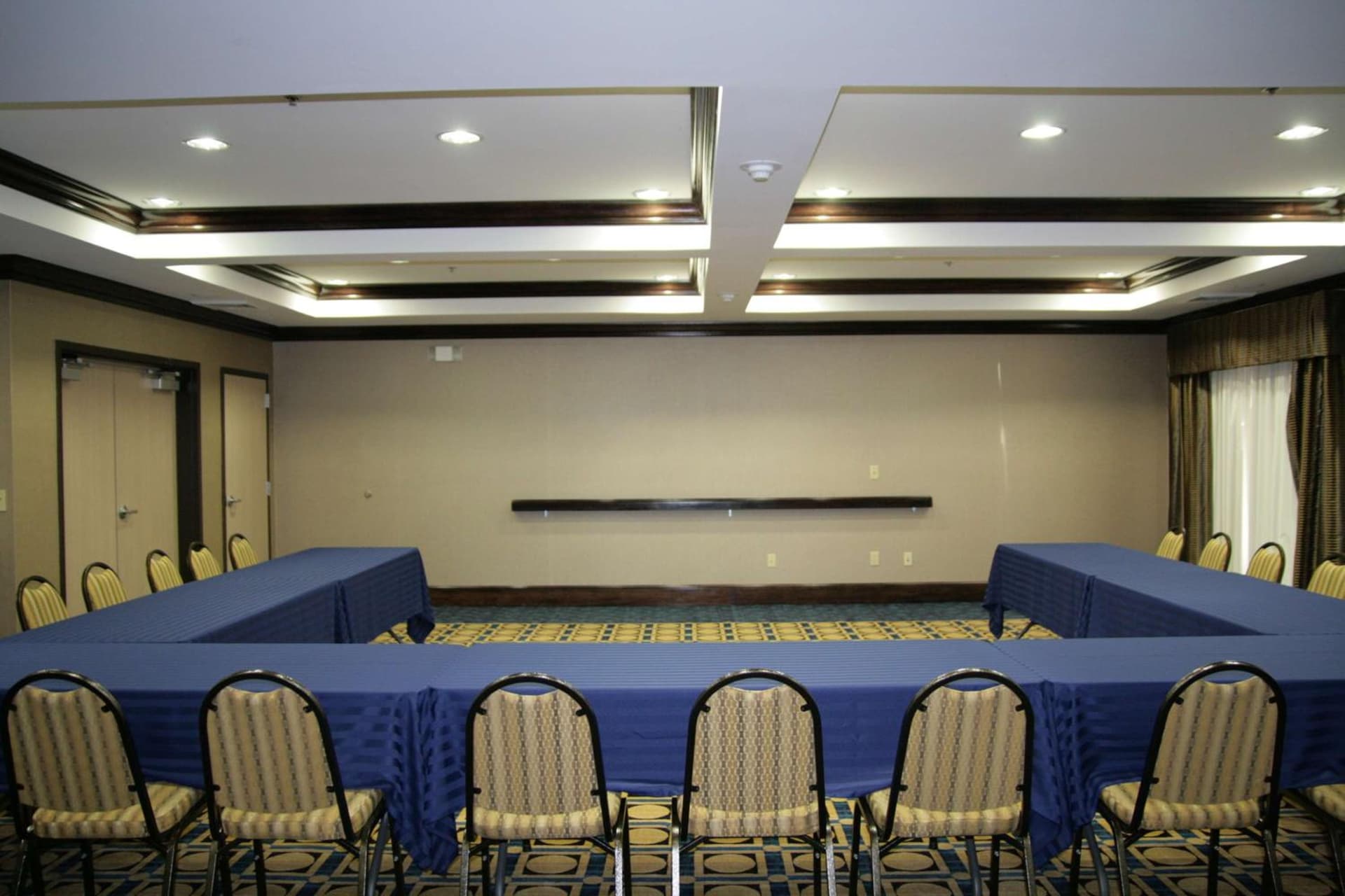 Hampton Inn Olathe gallery photo in Olathe, KS — image 39