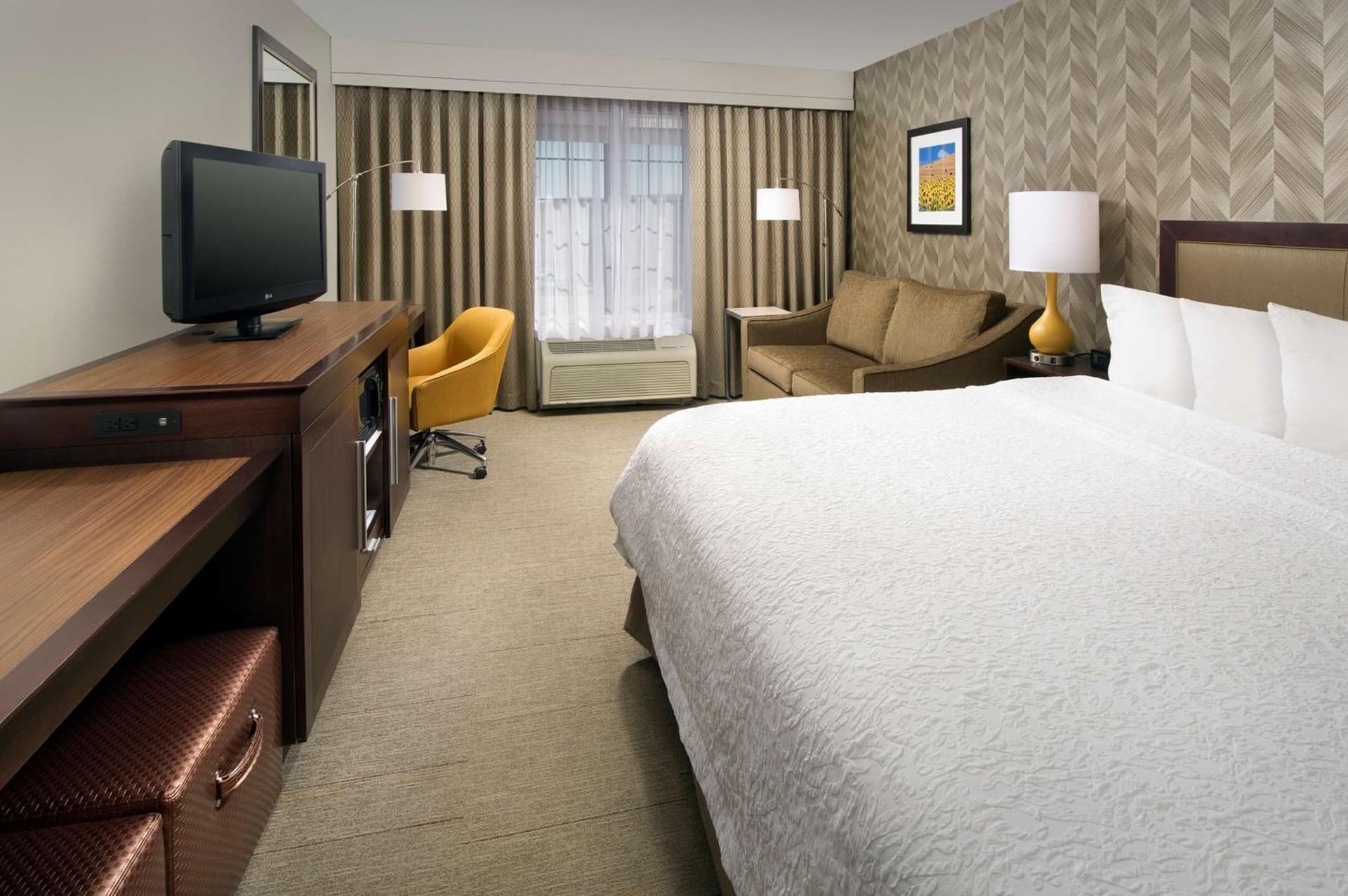 Hampton Inn Kansas City The Legends gallery photo in Kansas City, KS — image 8