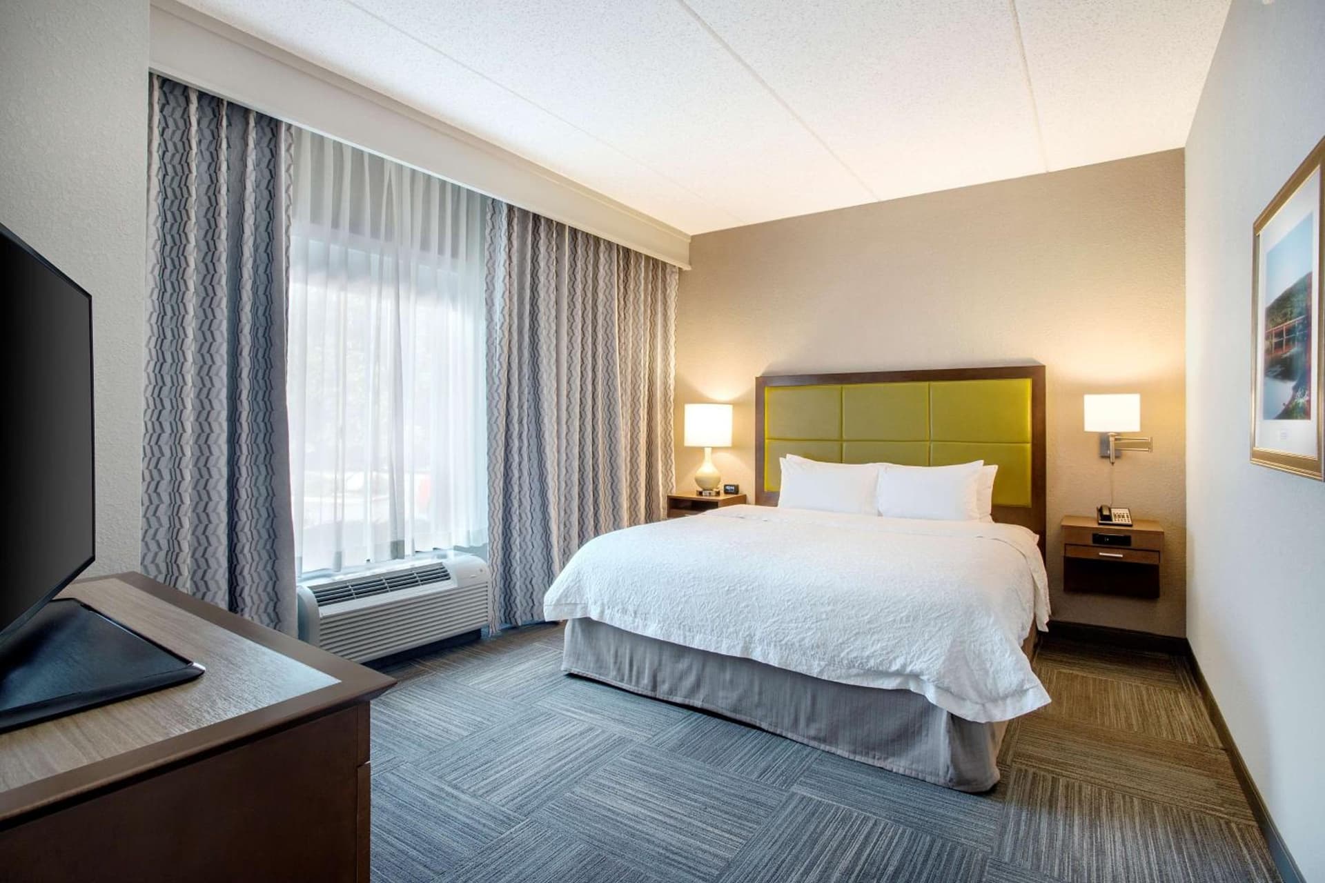 Hampton Inn Middletown gallery photo in Middletown, NY — image 25