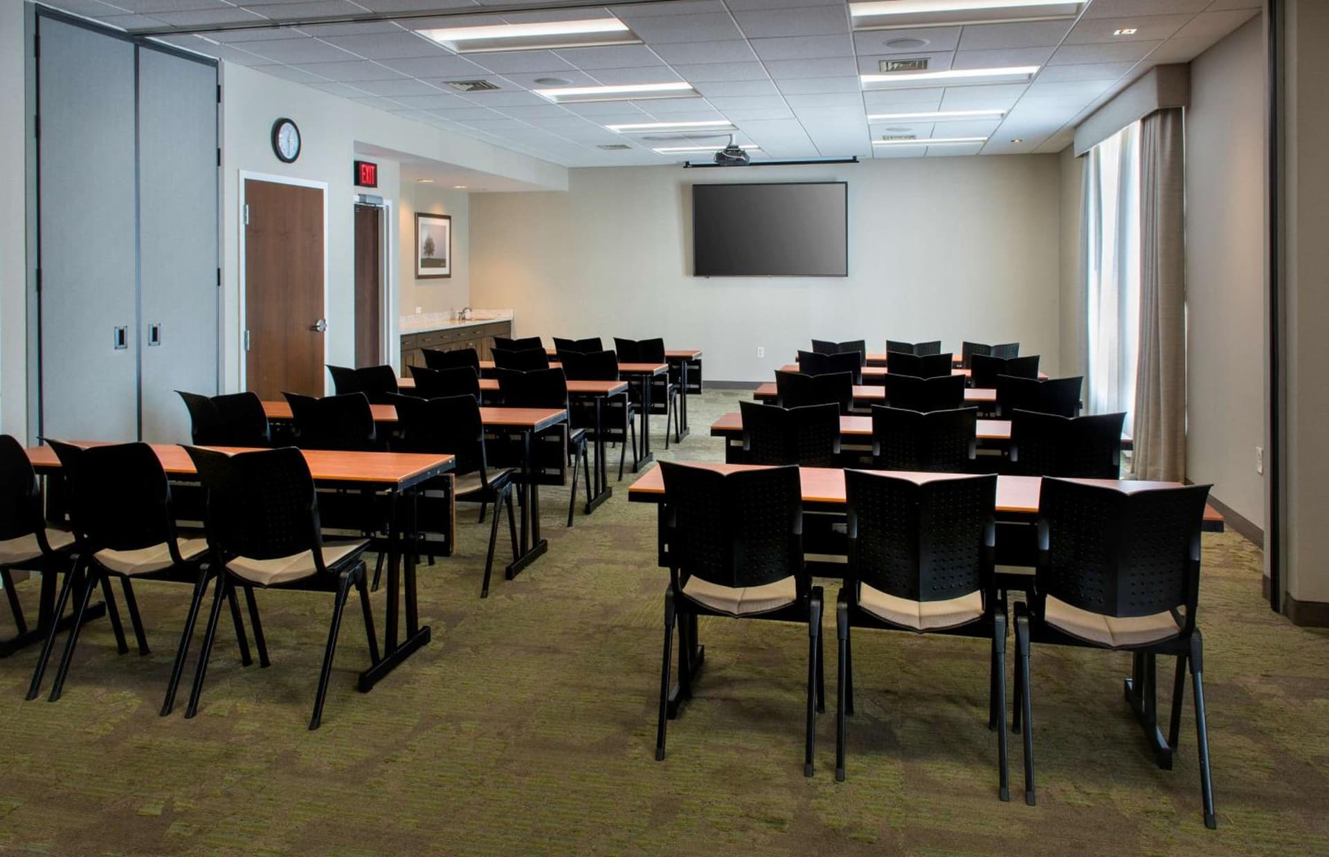 Hampton Inn Middletown gallery photo in Middletown, NY — image 13