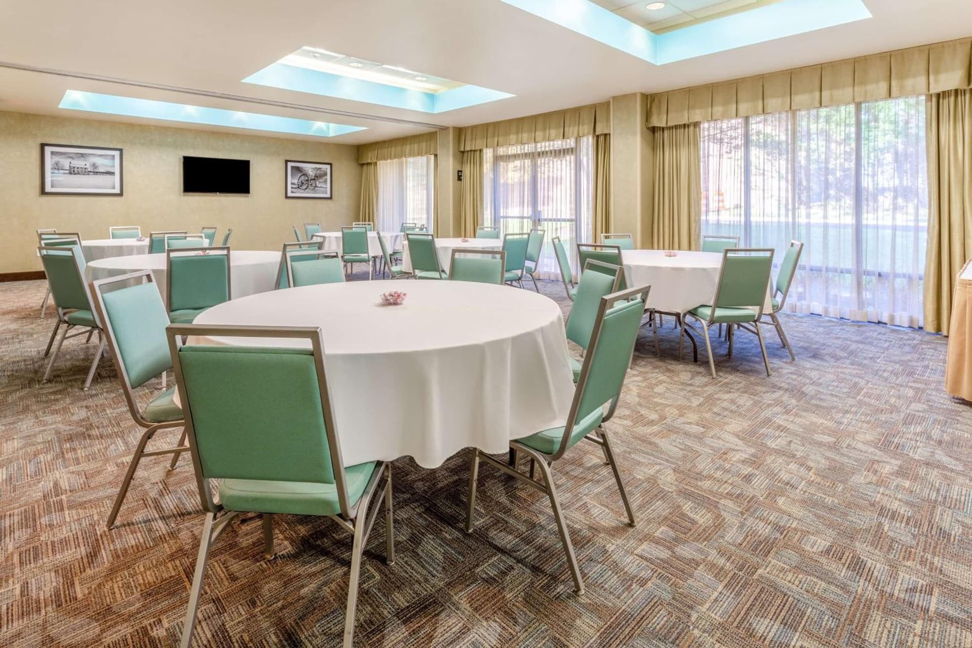 Hampton Inn Manassas gallery photo in Manassas, VA — image 22