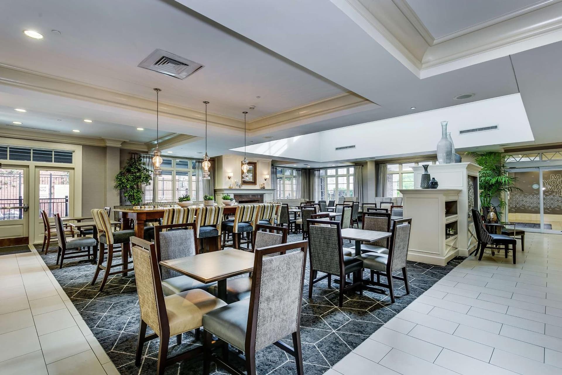 Hampton Inn & Suites Mobile - Downtown Historic District gallery photo in Mobile, AL — image 30