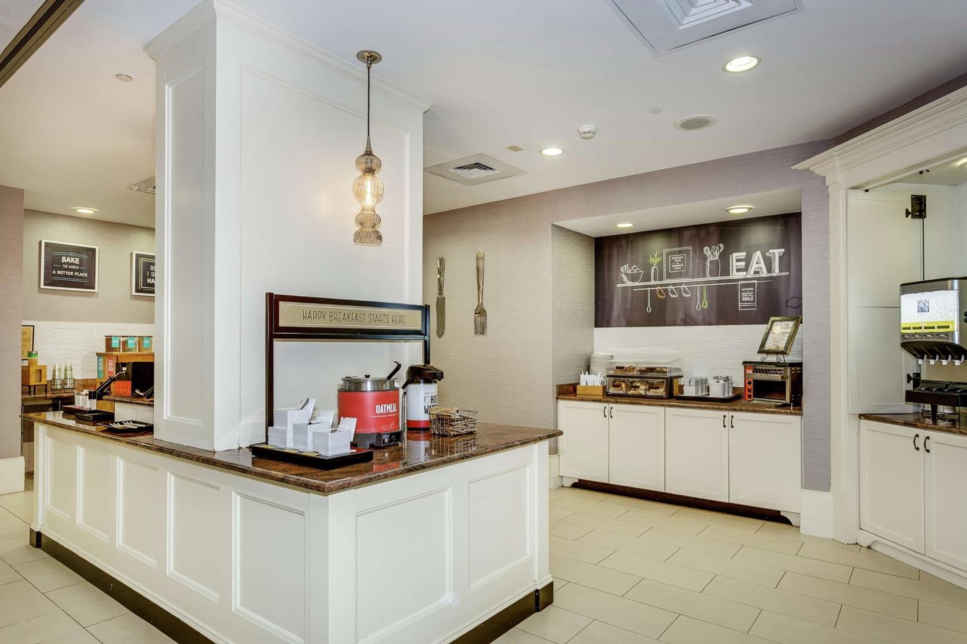 Hampton Inn & Suites Mobile - Downtown Historic District gallery photo in Mobile, AL — image 25