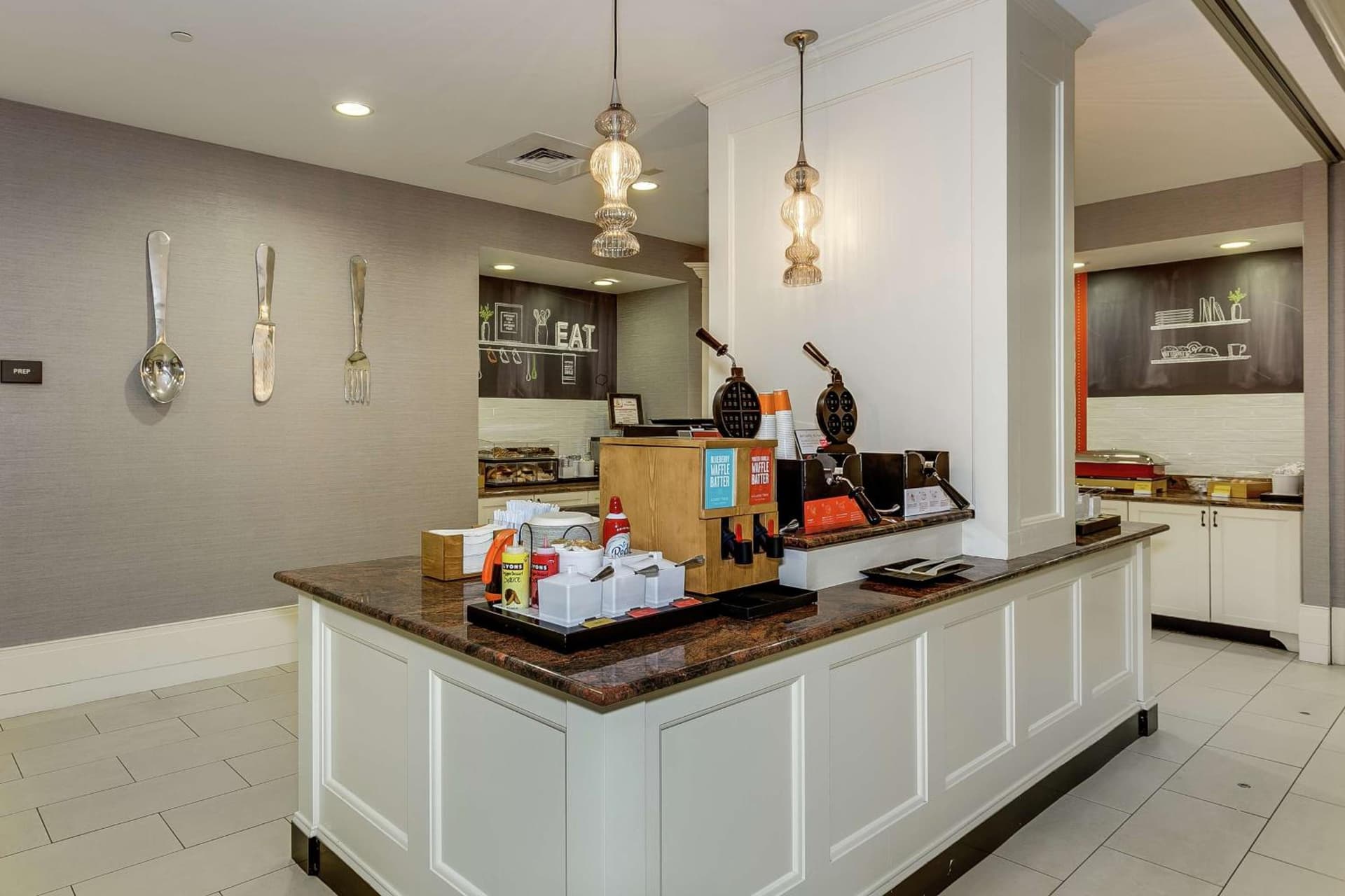 Hampton Inn & Suites Mobile - Downtown Historic District gallery photo in Mobile, AL — image 37