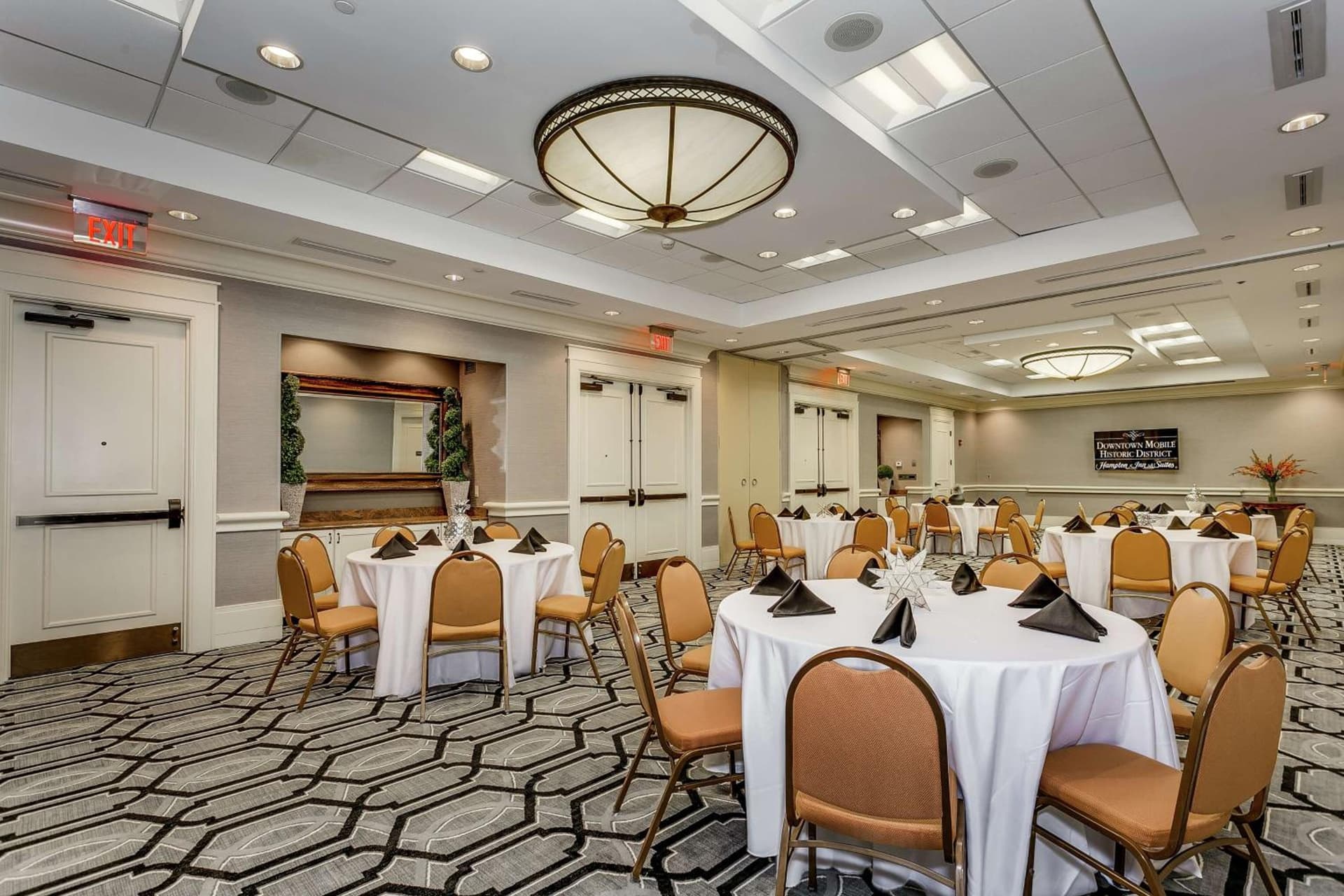 Hampton Inn & Suites Mobile - Downtown Historic District gallery photo in Mobile, AL — image 36