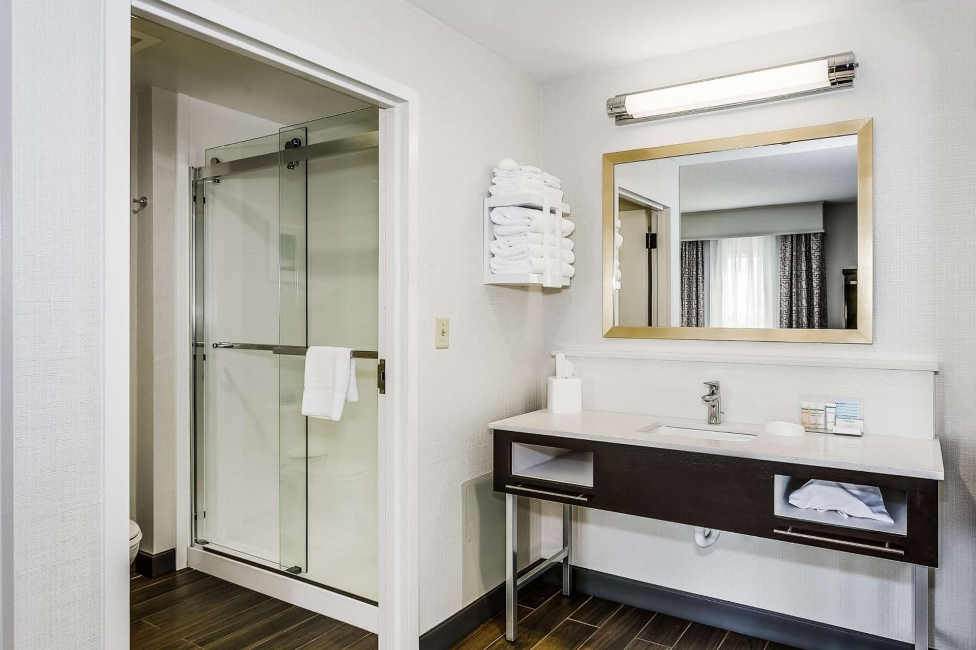 Hampton Inn & Suites Mobile - Downtown Historic District gallery photo in Mobile, AL — image 18