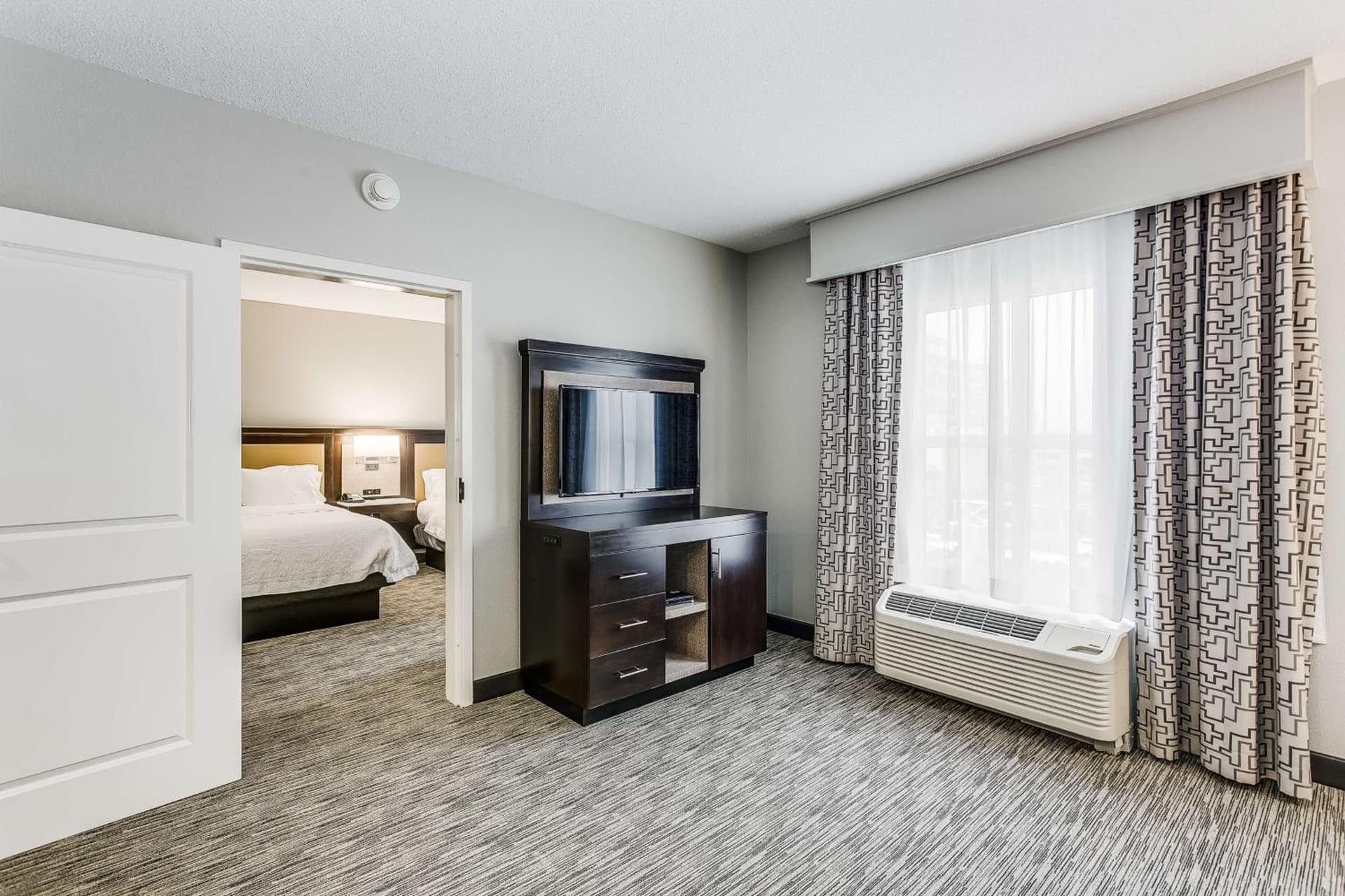 Hampton Inn & Suites Mobile - Downtown Historic District gallery photo in Mobile, AL — image 19