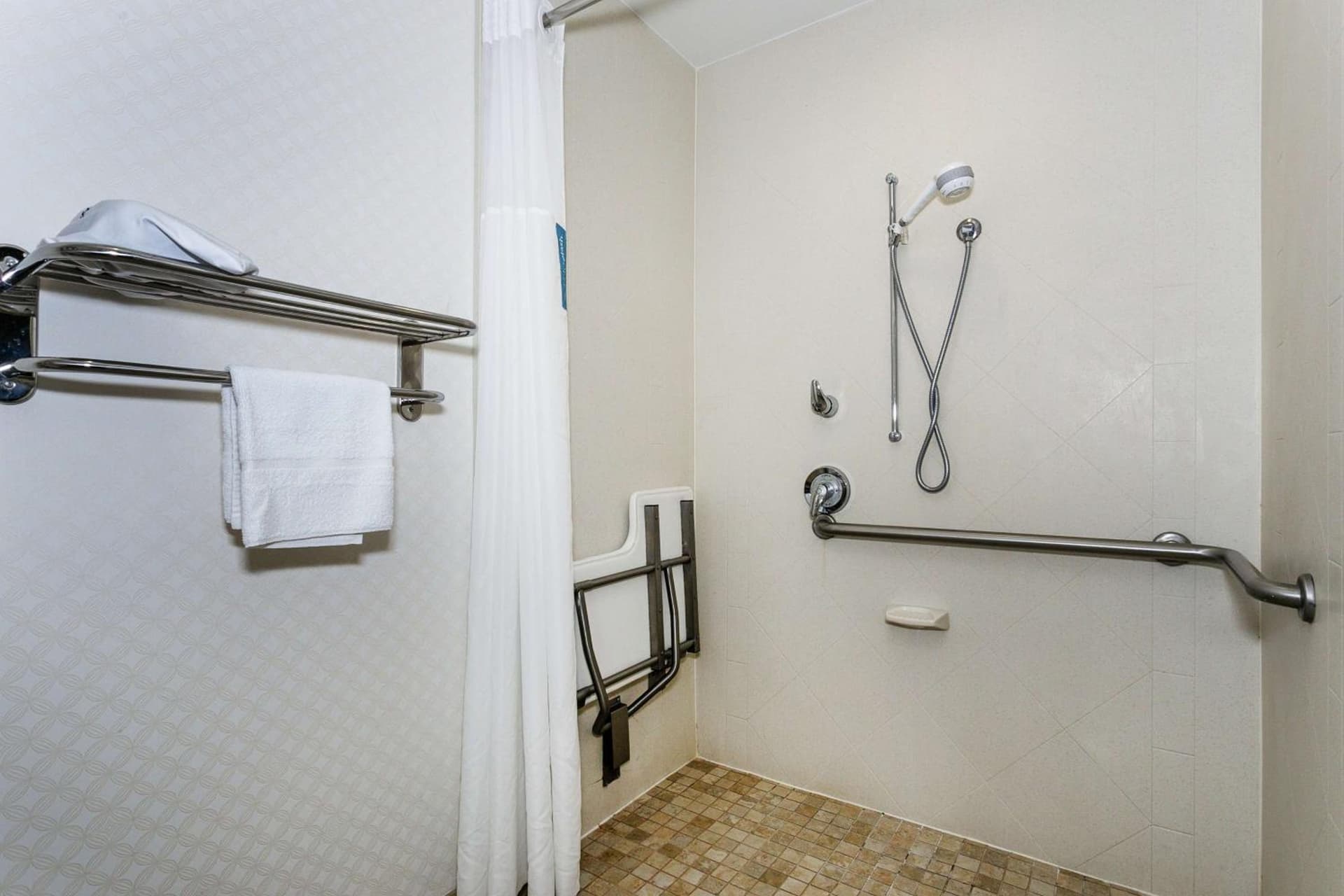 Hampton Inn & Suites Mobile - Downtown Historic District gallery photo in Mobile, AL — image 31