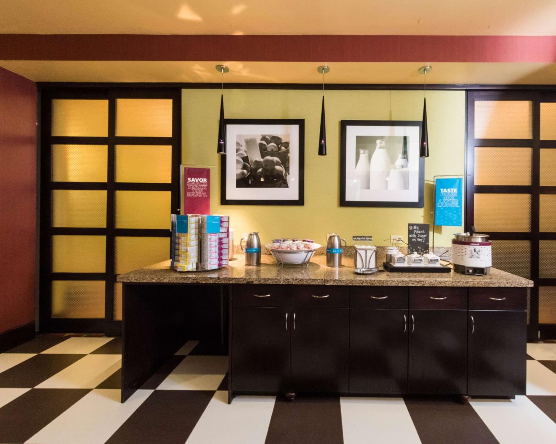 Hampton Inn and Suites Woodstock, Virginia gallery photo in Woodstock, VA — image 44