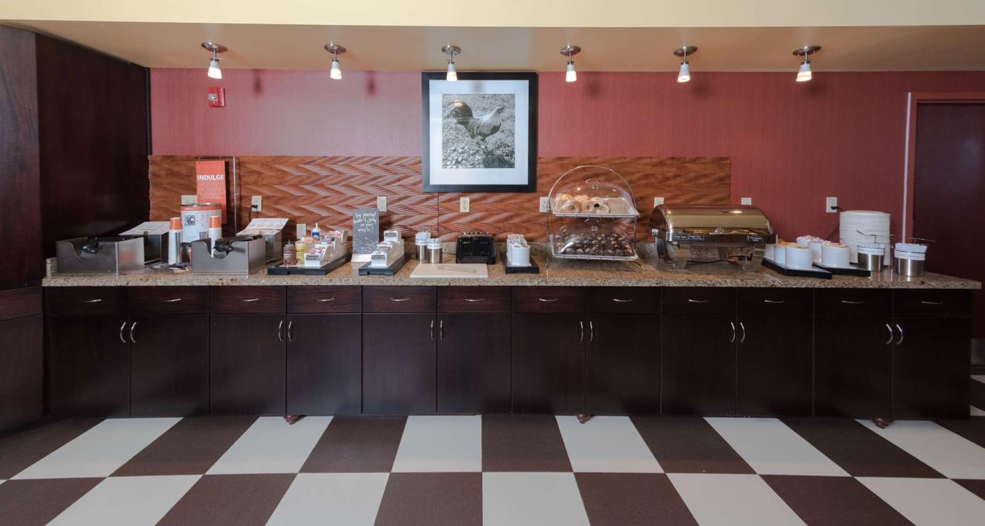 Hampton Inn and Suites Woodstock, Virginia gallery photo in Woodstock, VA — image 70