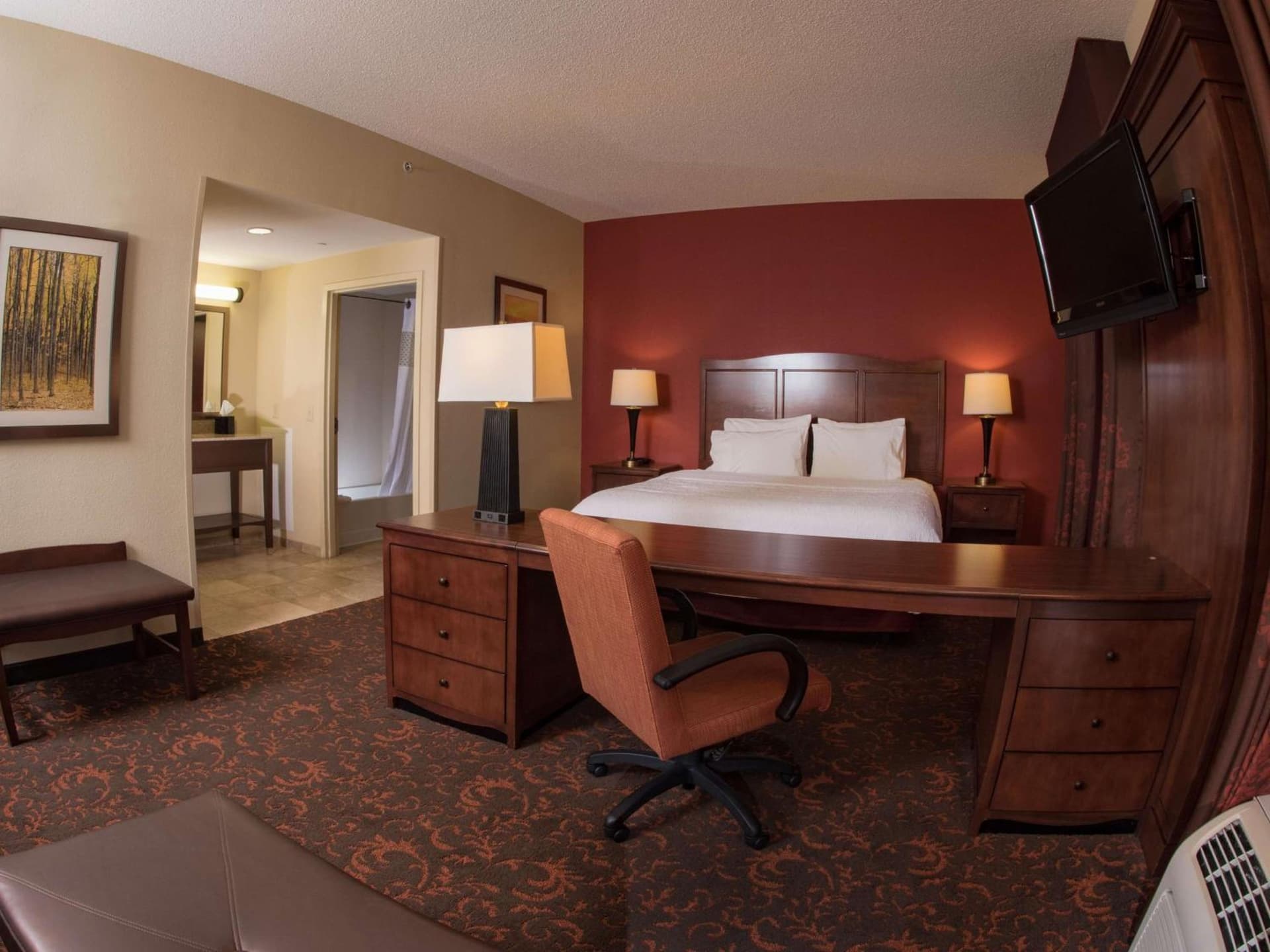 Hampton Inn and Suites Woodstock, Virginia gallery photo in Woodstock, VA — image 74