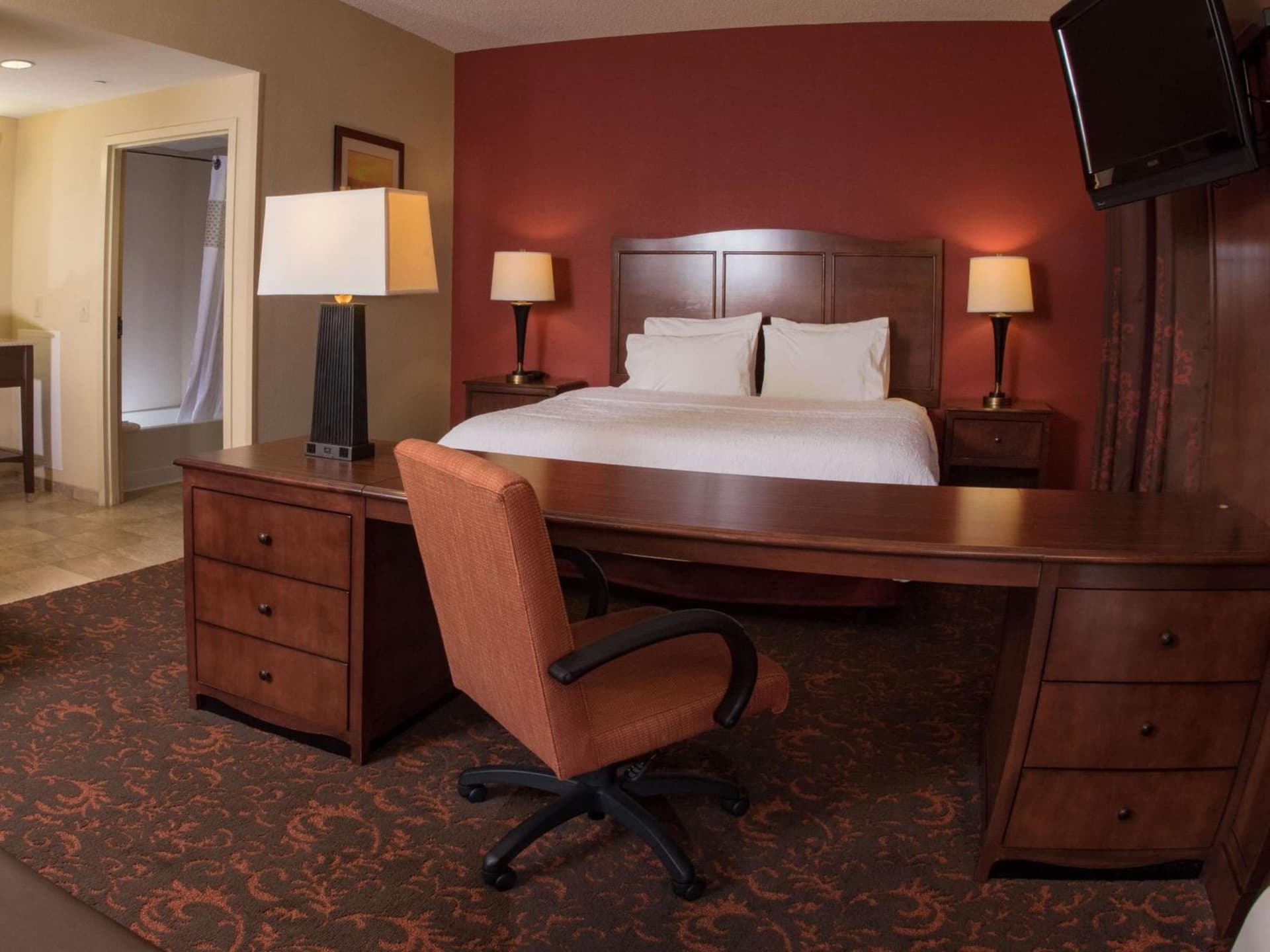 Hampton Inn and Suites Woodstock, Virginia gallery photo in Woodstock, VA — image 76