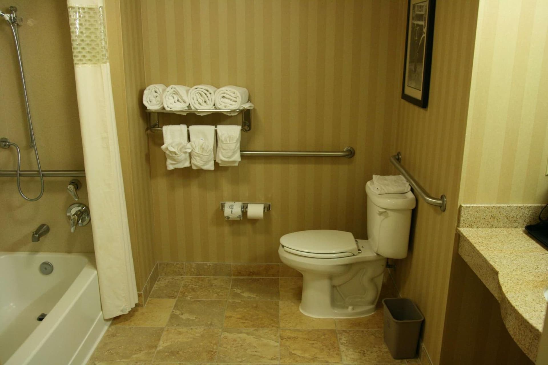 Hampton Inn & Suites Mobile Providence Park/Airport gallery photo in Mobile, AL — image 22
