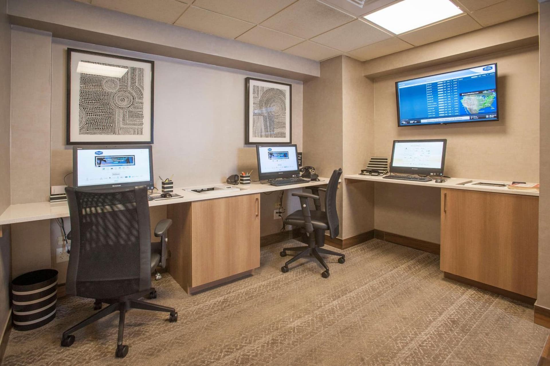 Hampton Inn & Suites Mobile Providence Park/Airport interior in Mobile, AL — gallery photo 2