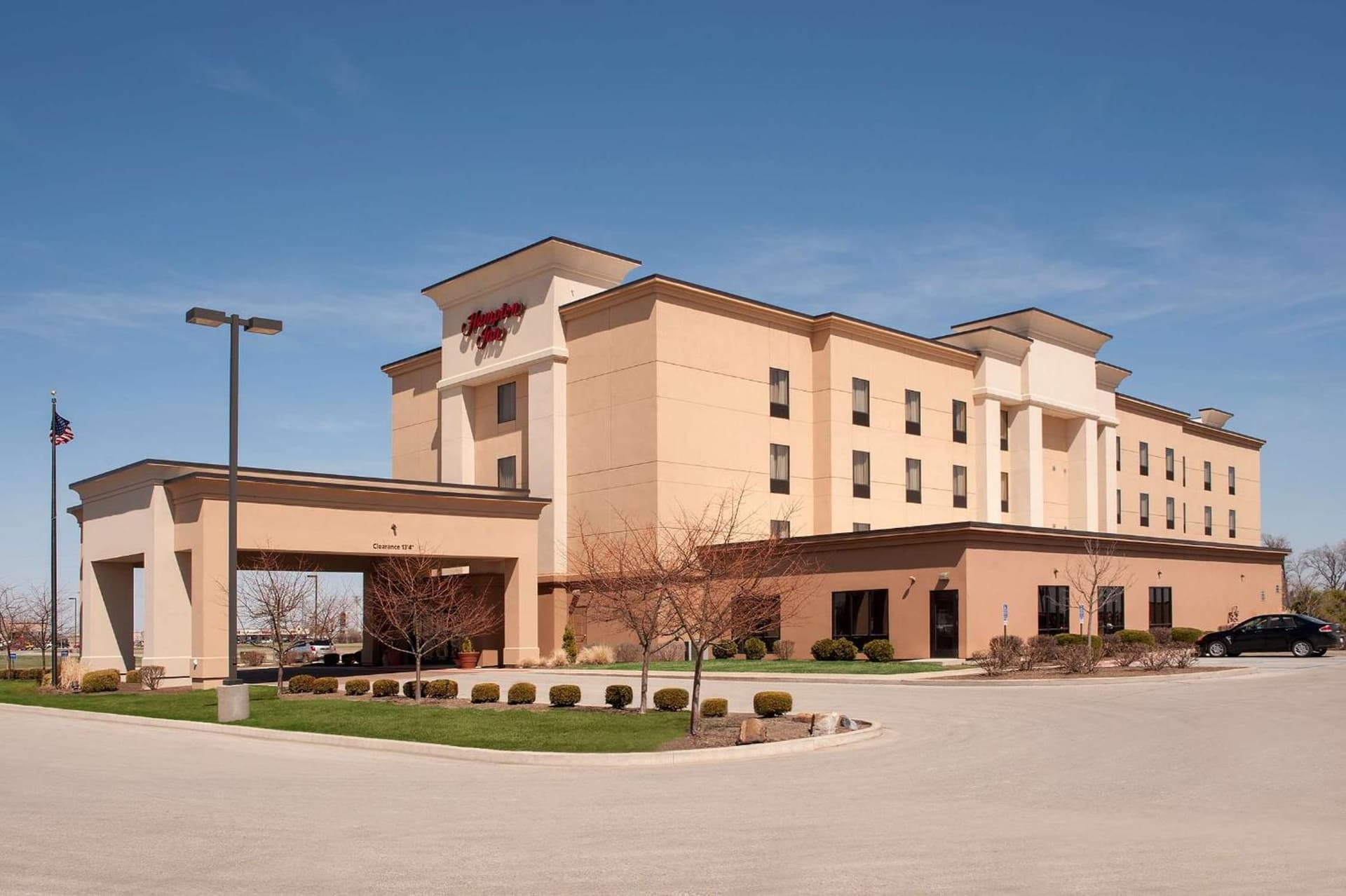 Hampton Inn Macomb featured exterior or lobby in Macomb, IL — similar hotel