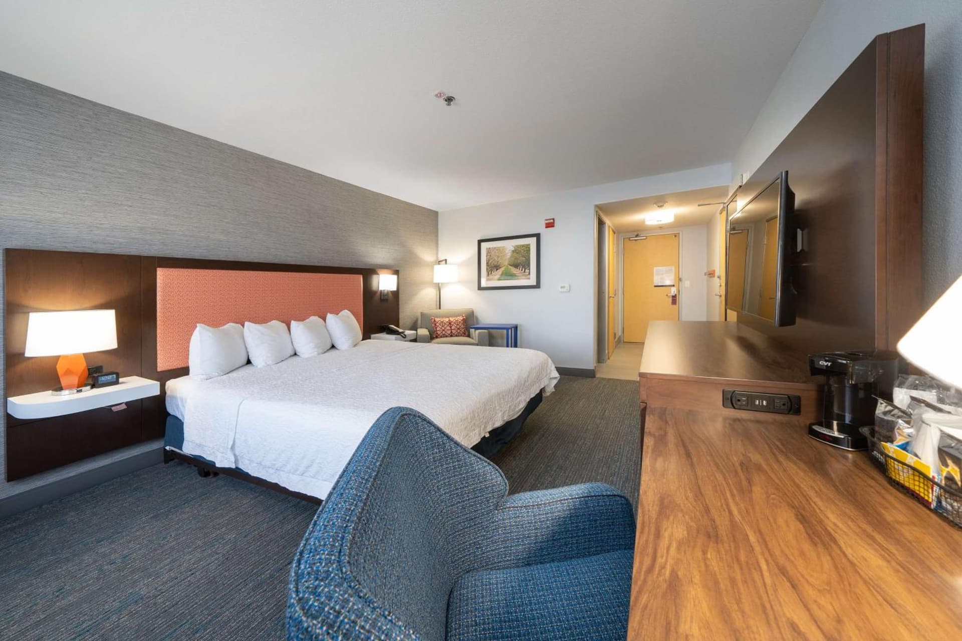Hampton Inn & Suites Modesto - Salida gallery photo in Modesto, CA — image 7