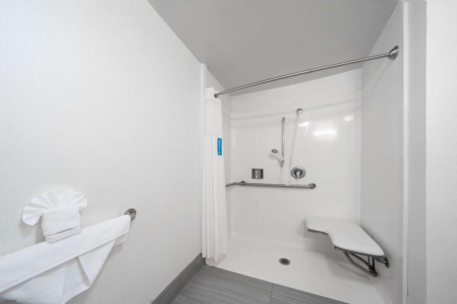 Hampton Inn & Suites Modesto - Salida gallery photo in Modesto, CA — image 23