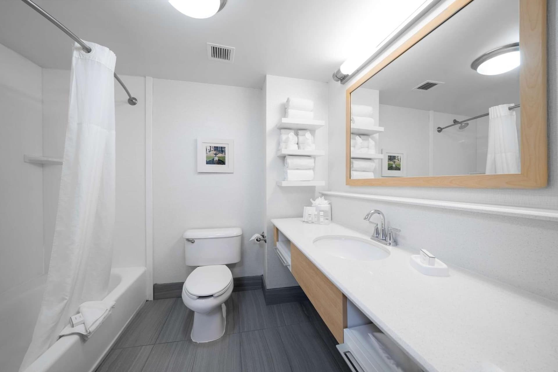 Hampton Inn & Suites Modesto - Salida gallery photo in Modesto, CA — image 28