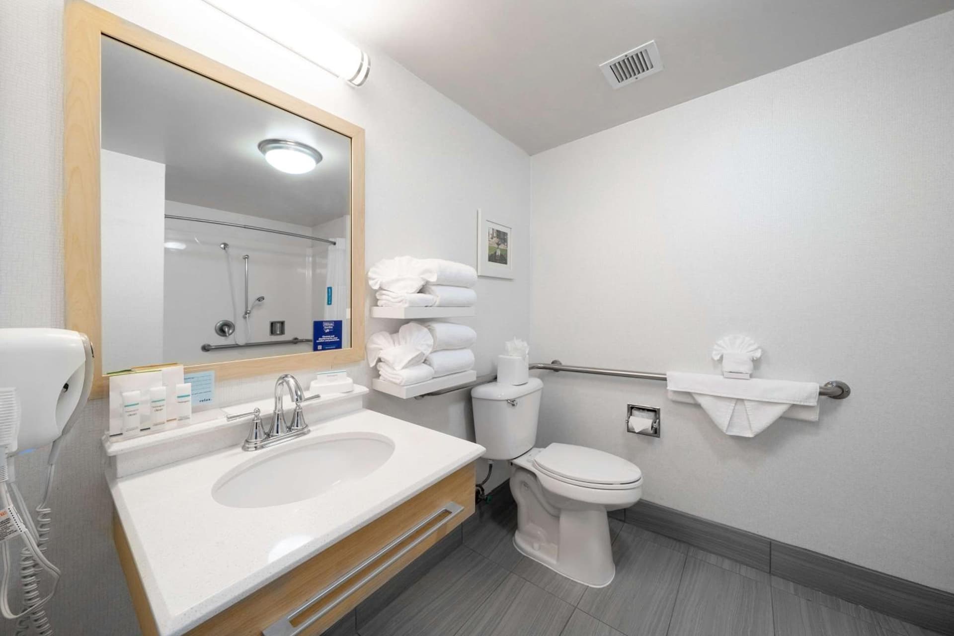 Hampton Inn & Suites Modesto - Salida gallery photo in Modesto, CA — image 20