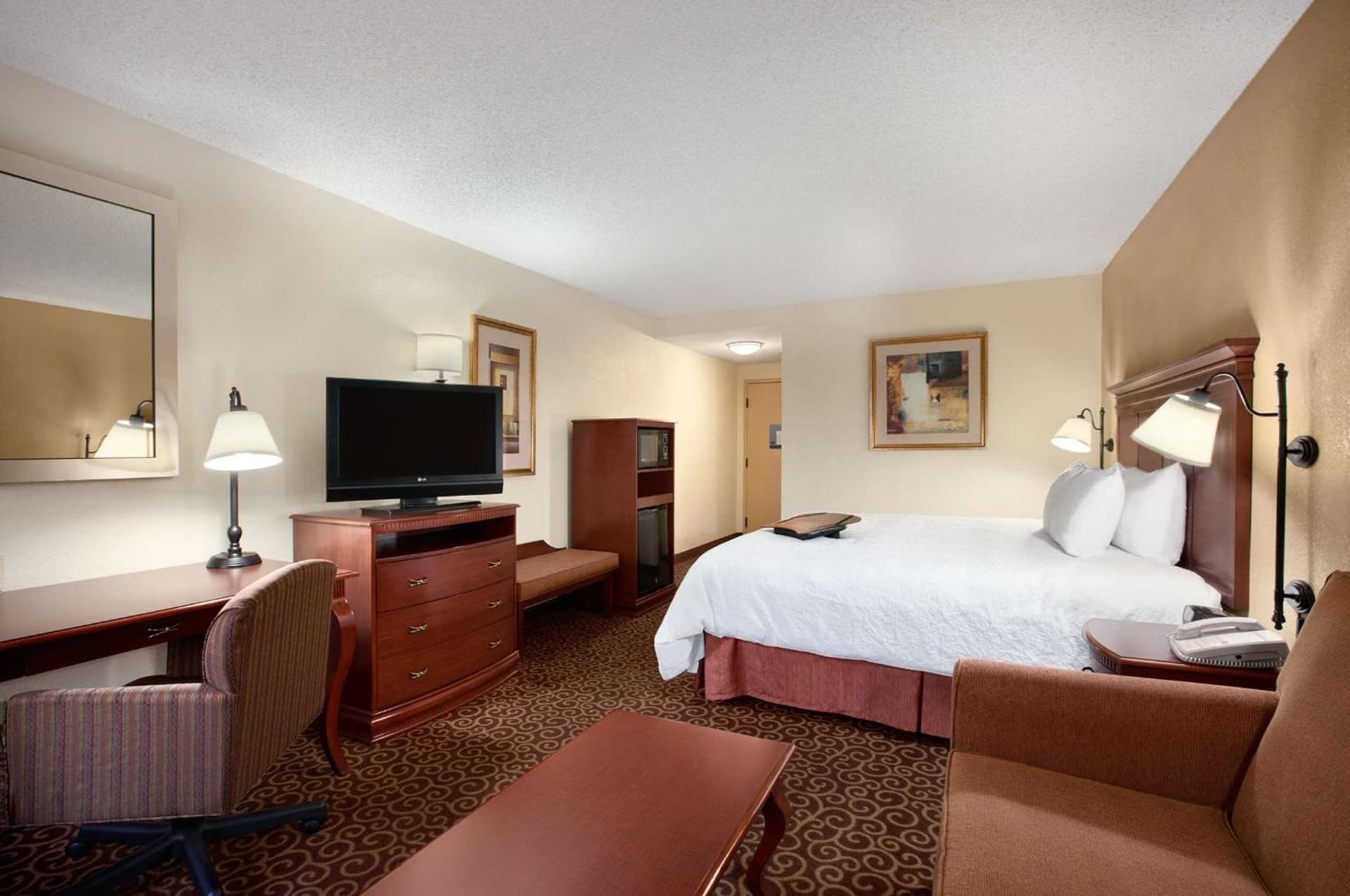 Hampton Inn Slidell gallery photo in Slidell, LA — image 12