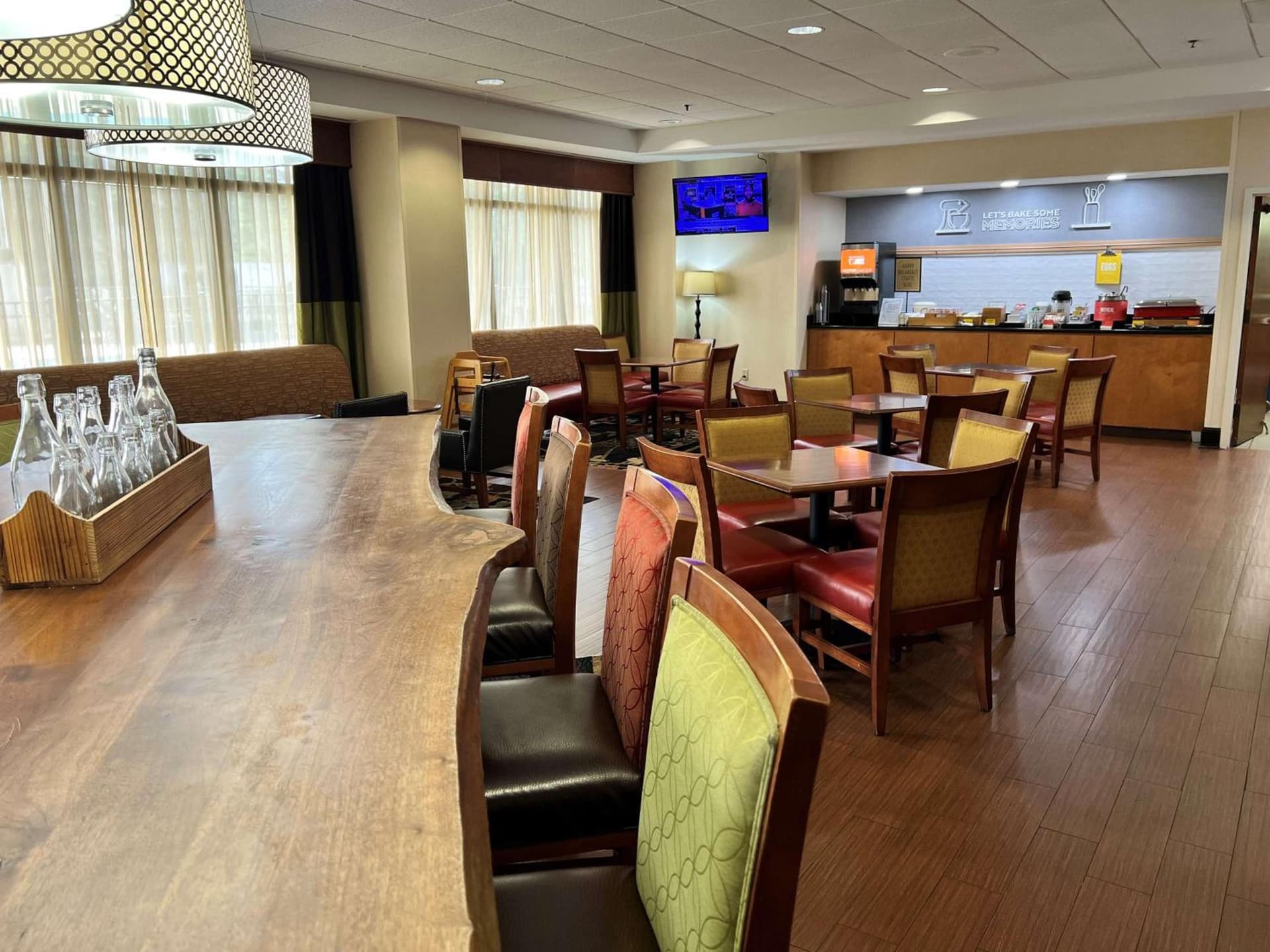 Hampton Inn New Bern gallery photo in New Bern, NC — image 49
