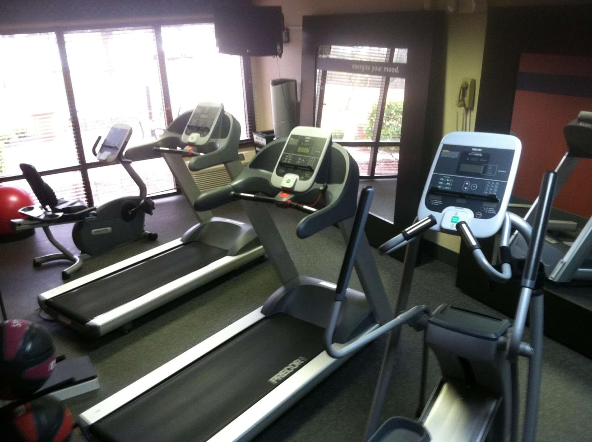 Hampton Inn New Bern gallery photo in New Bern, NC — image 41