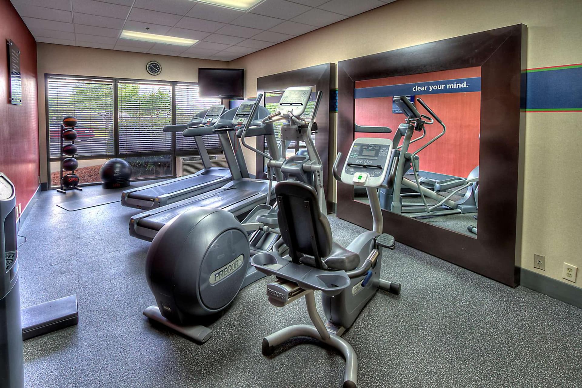 Hampton Inn New Bern gallery photo in New Bern, NC — image 24