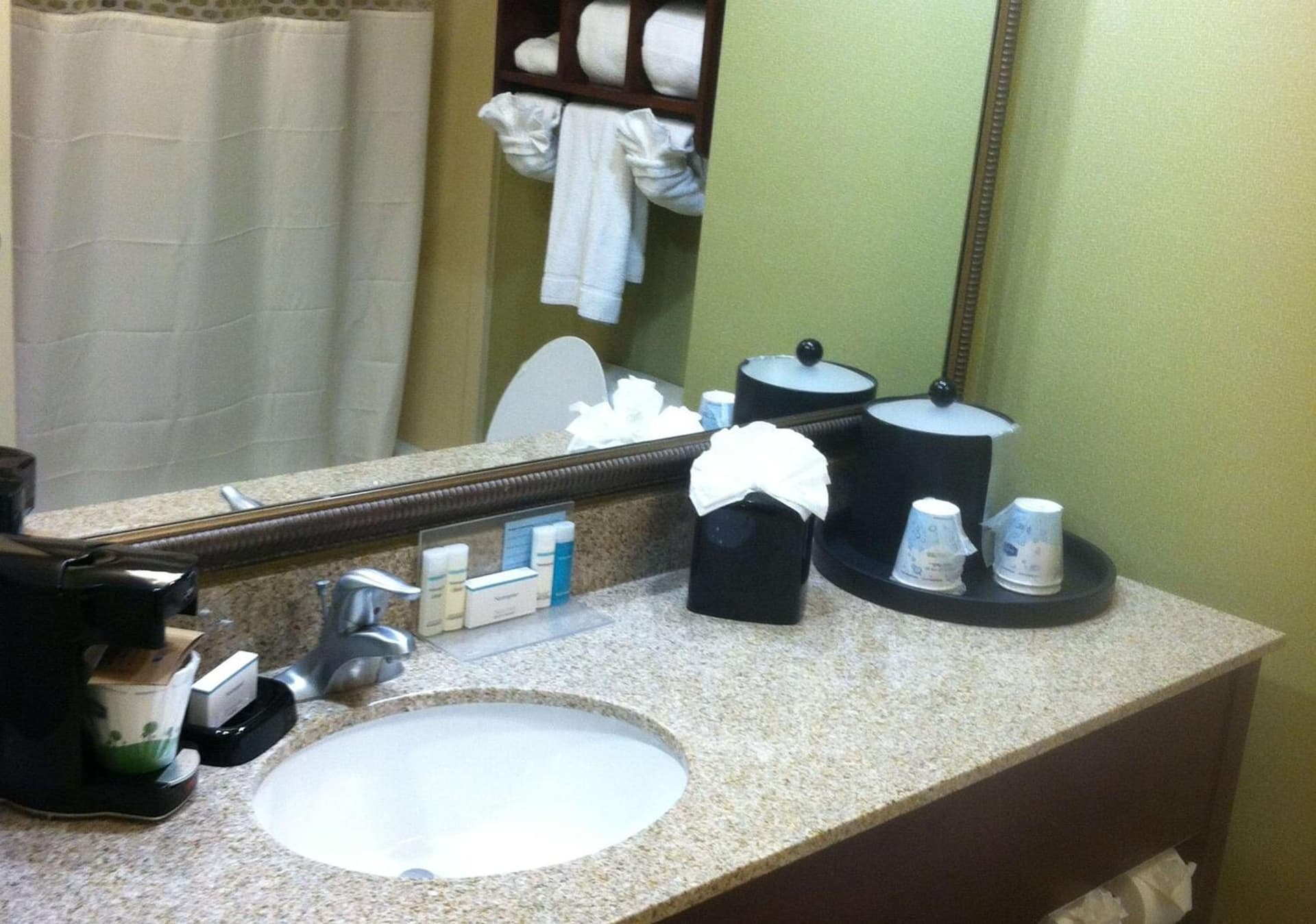 Hampton Inn New Bern gallery photo in New Bern, NC — image 62