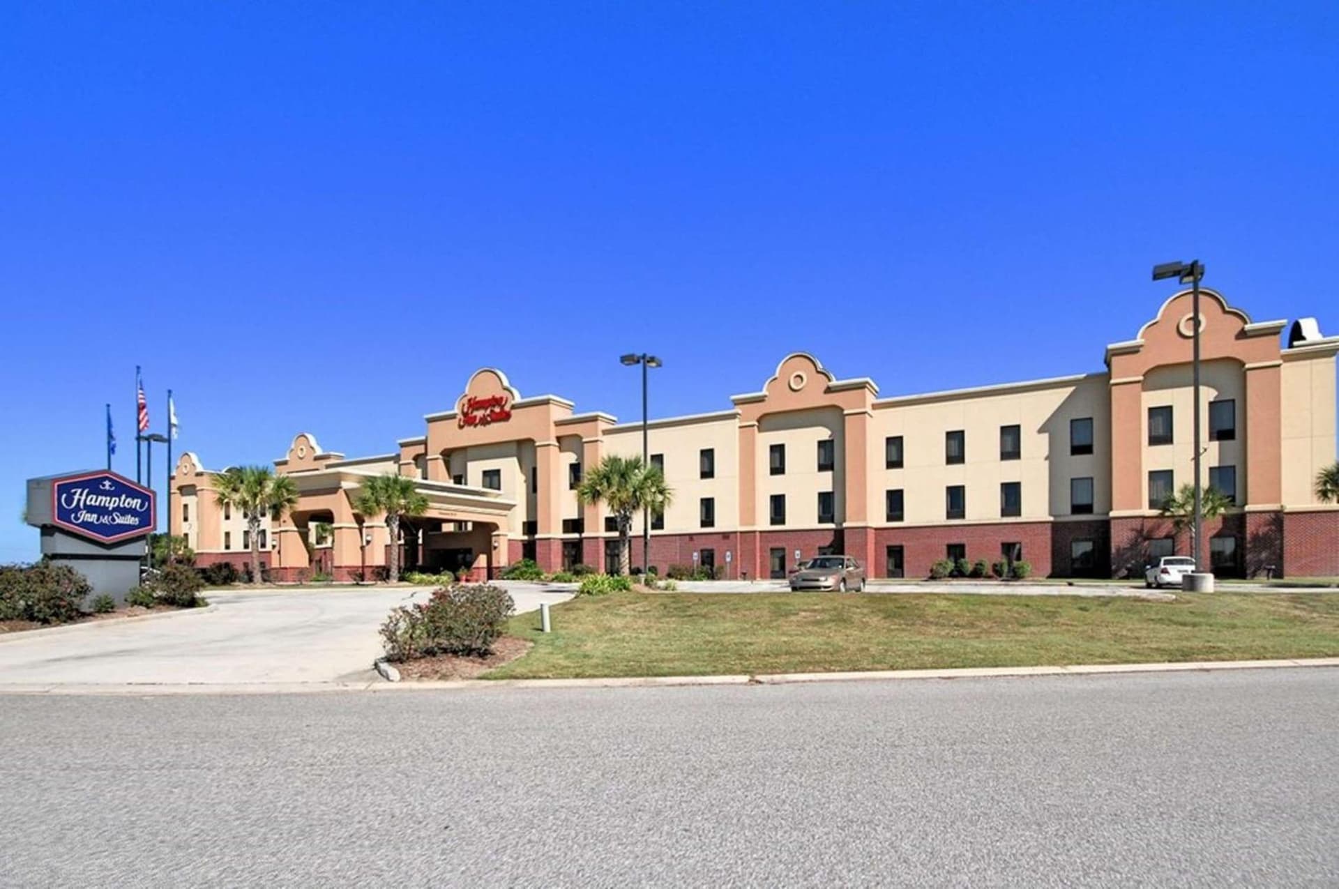 Hampton Inn and Suites New Iberia property views in New Iberia, LA — gallery photo 3