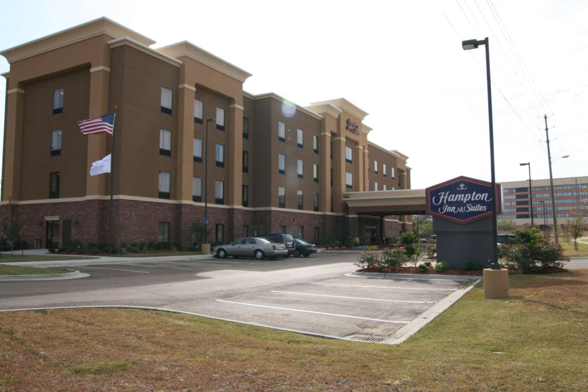 Hampton Inn & Suites Natchez interior in Natchez, MS — gallery photo 2