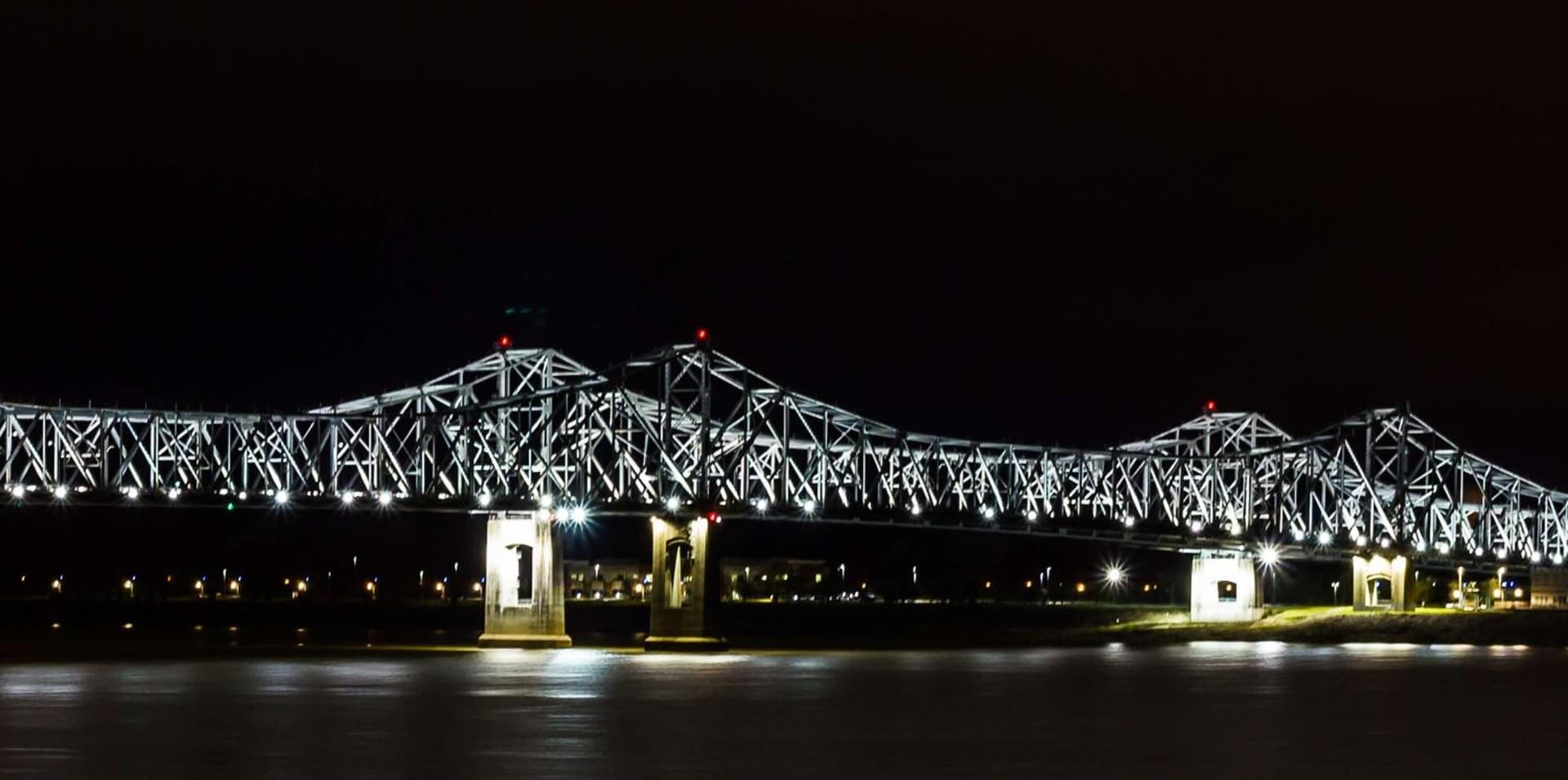 Hampton Inn & Suites Natchez property views in Natchez, MS — gallery photo 3