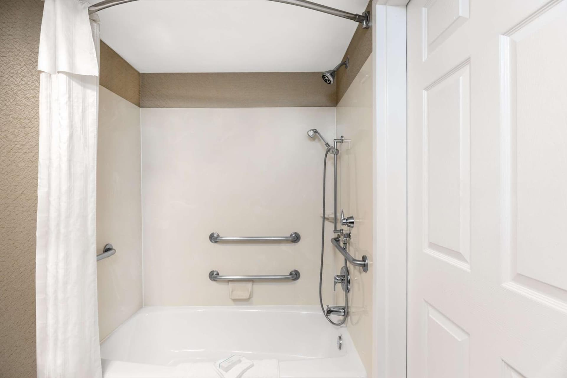 Homewood Suites by Hilton Newark Fremont gallery photo in Fremont, CA — image 23