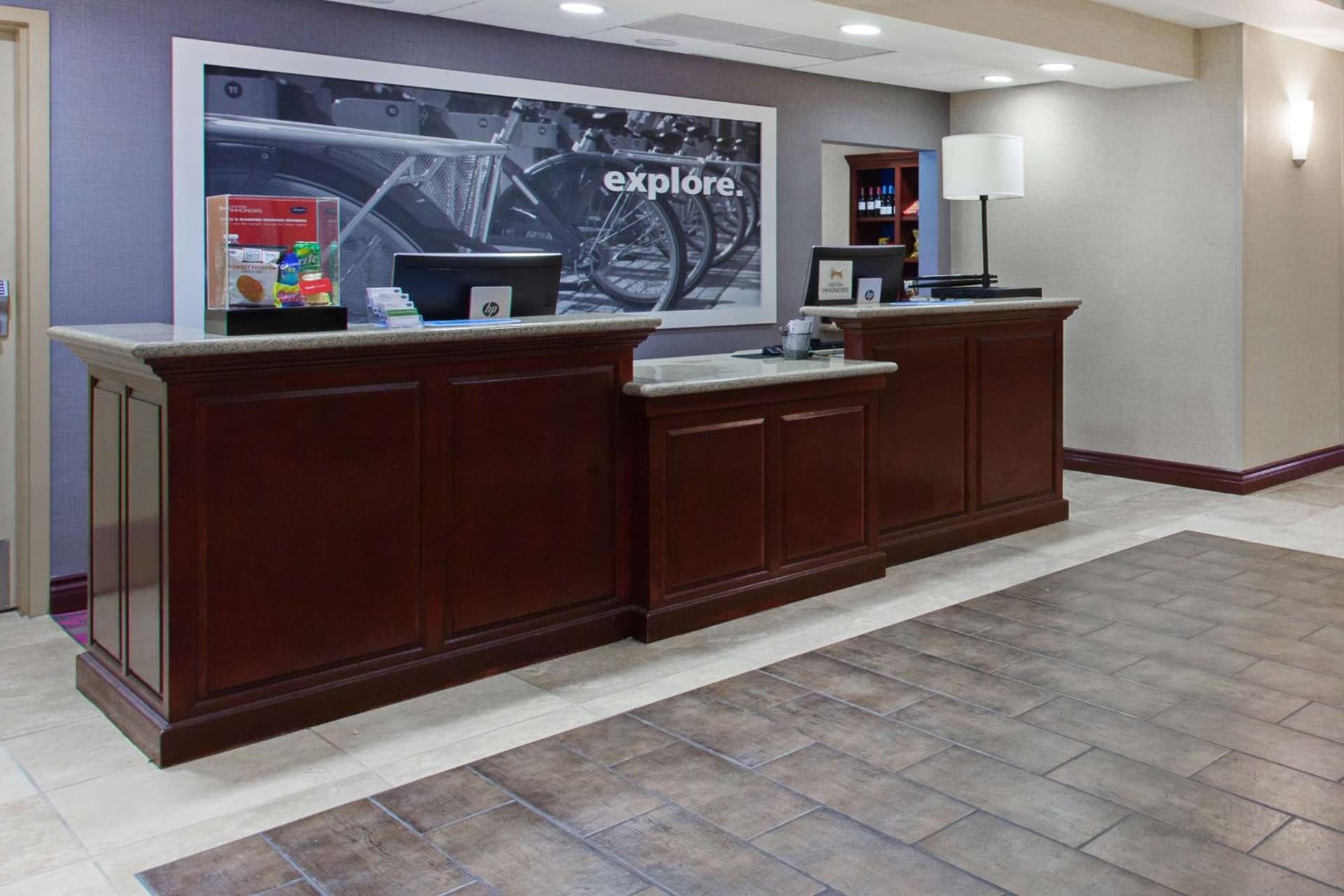 Hampton Inn & Suites Dallas Downtown property photo 25 of 32 in Dallas, Texas