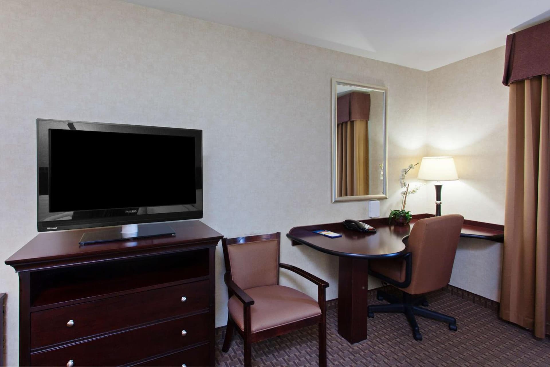 Hampton Inn & Suites Dallas Downtown property photo 20 of 32 in Dallas, Texas