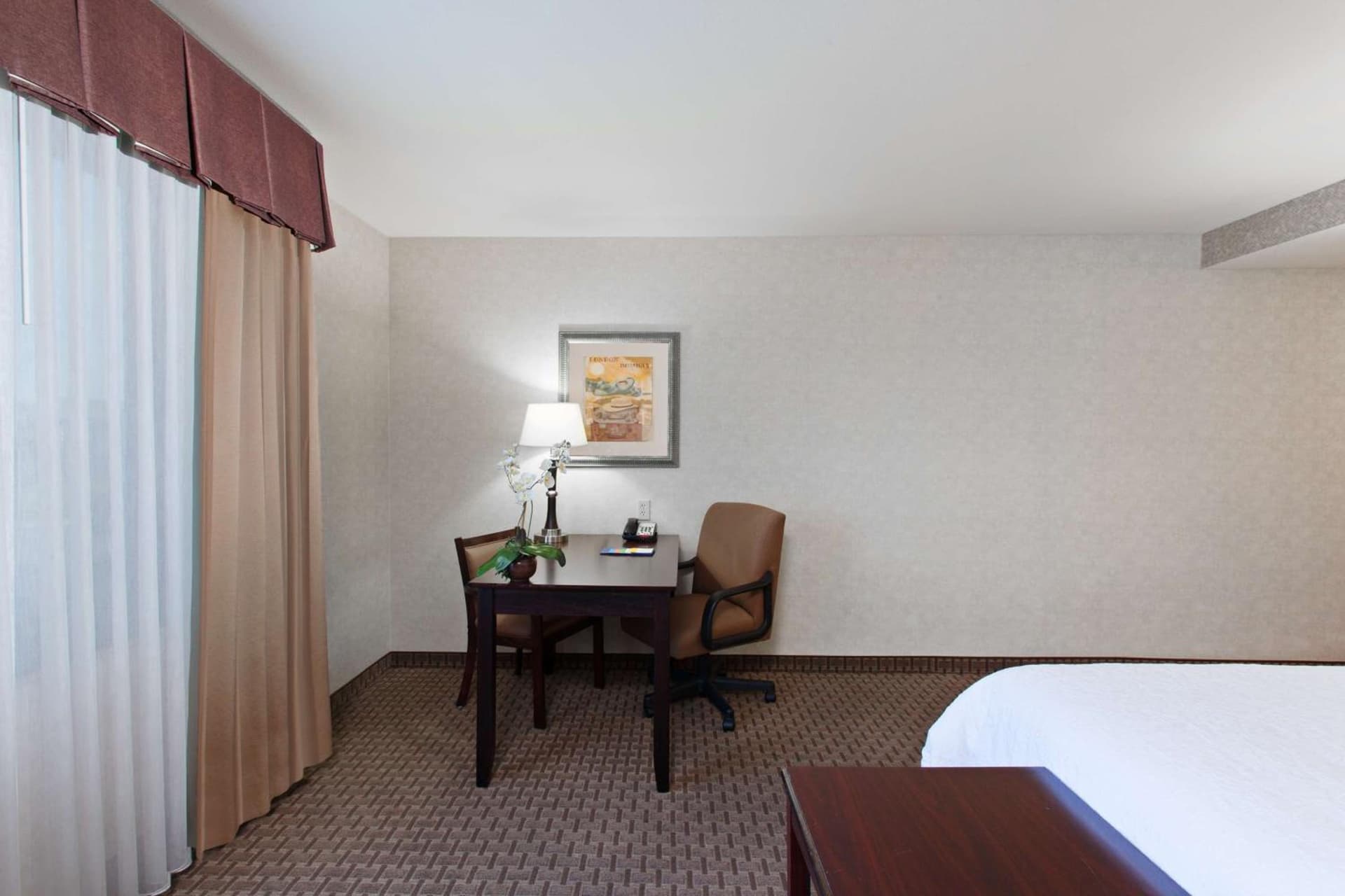 Hampton Inn & Suites Dallas Downtown property photo 15 of 32 in Dallas, Texas