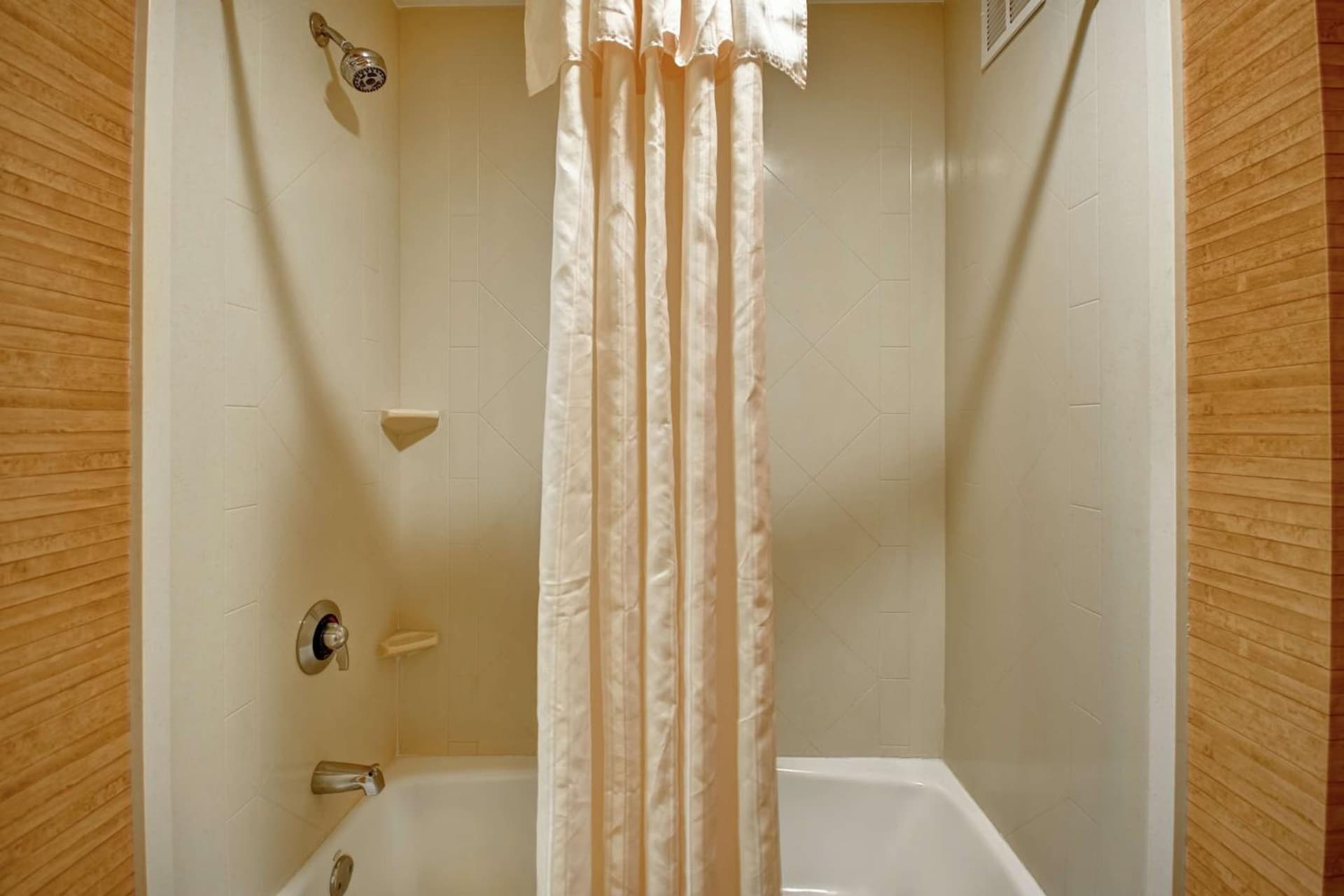 Homewood Suites by Hilton Ocala at Heath Brook gallery photo in Ocala, FL — image 4