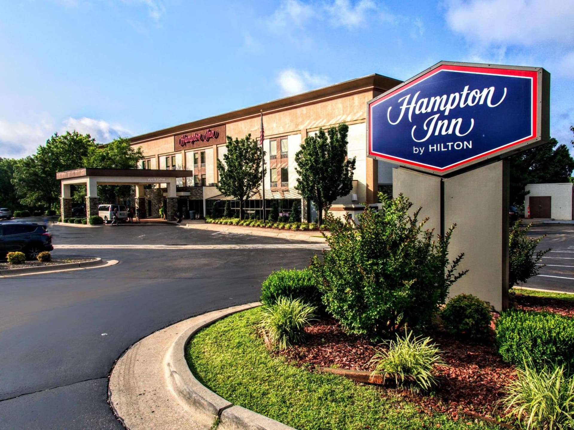 Hampton Inn Oklahoma City/Edmond exterior or lobby in Edmond, OK — main listing photo