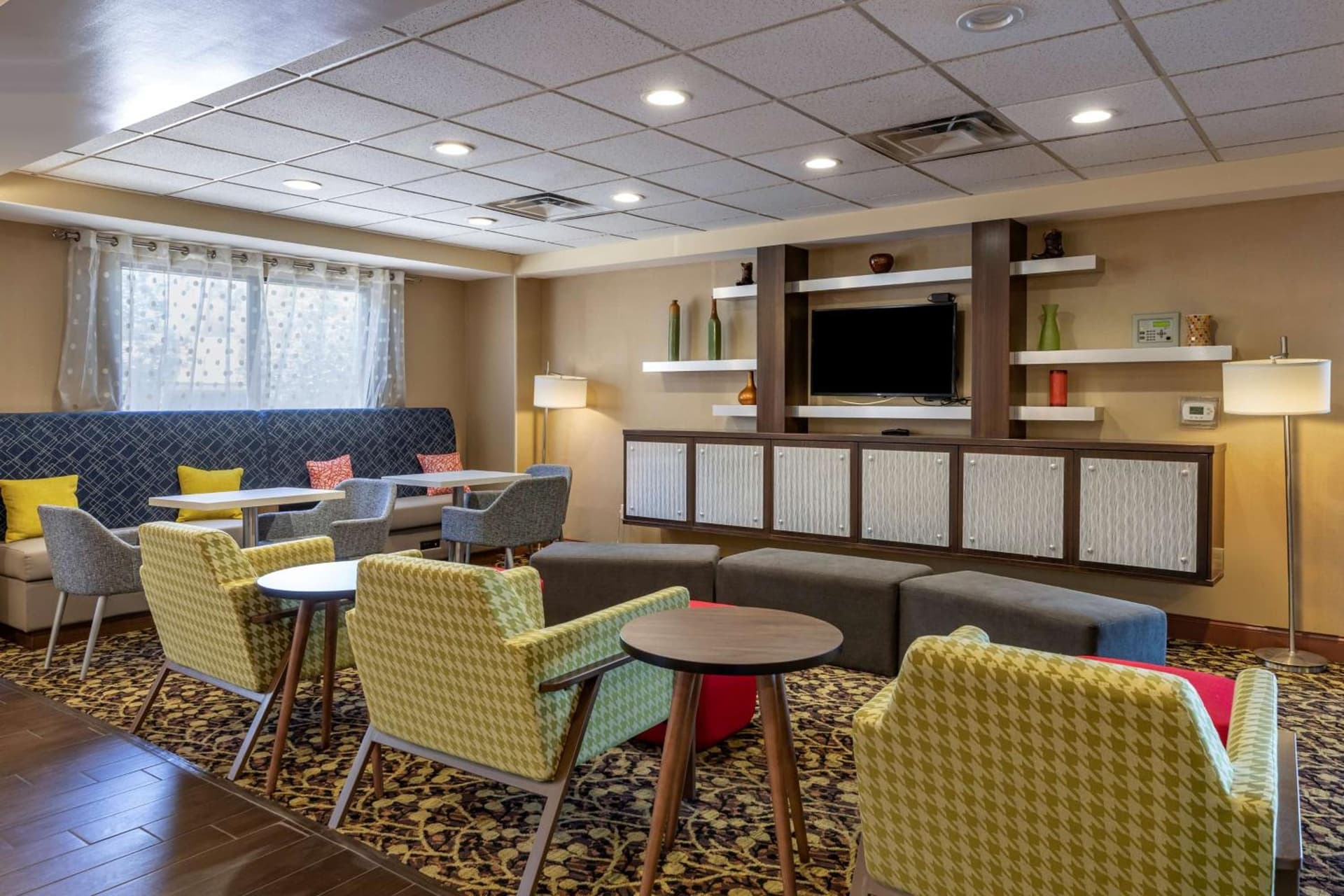 Hampton Inn Norco/Corona gallery photo in Norco, CA — image 12