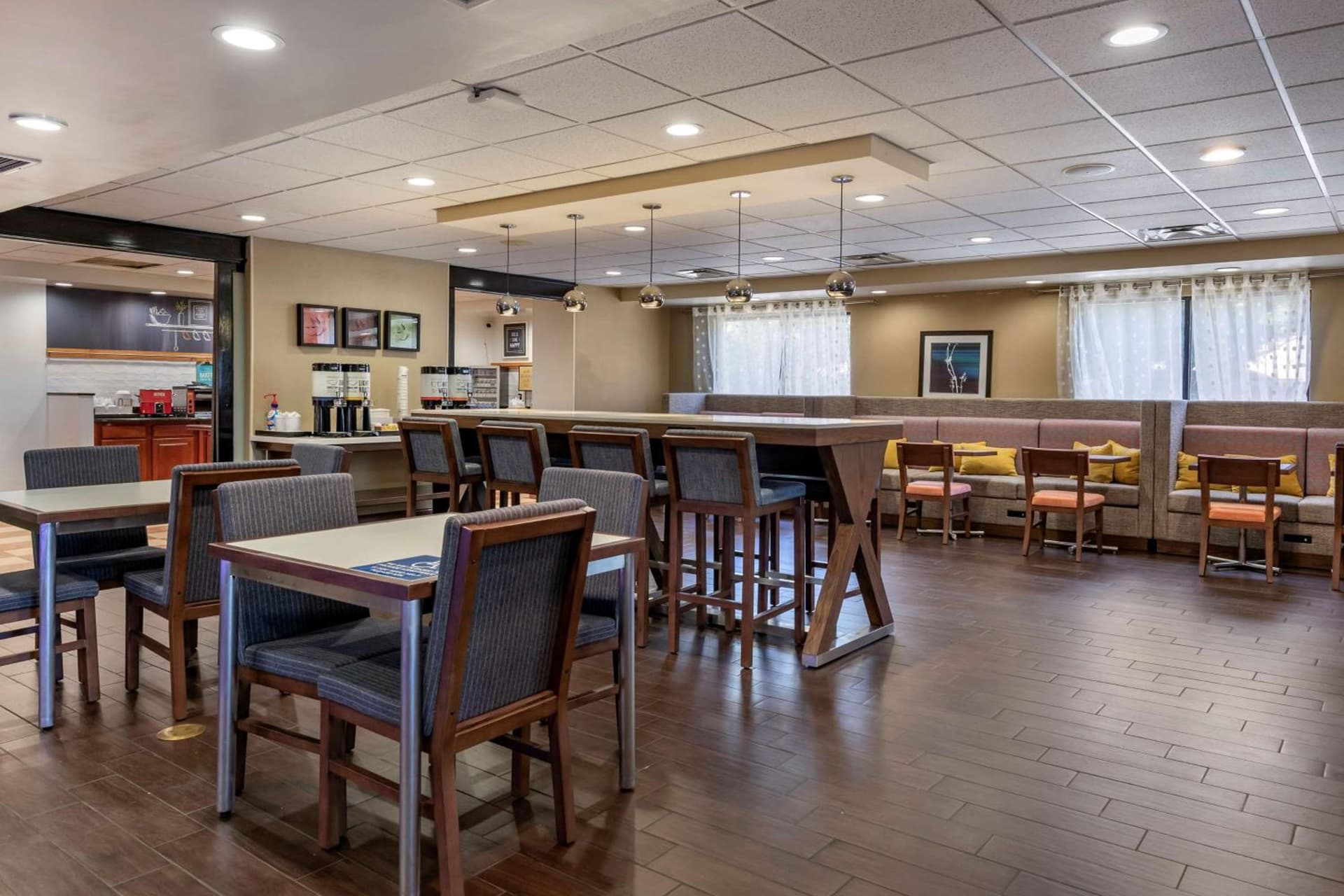 Hampton Inn Norco/Corona gallery photo in Norco, CA — image 30