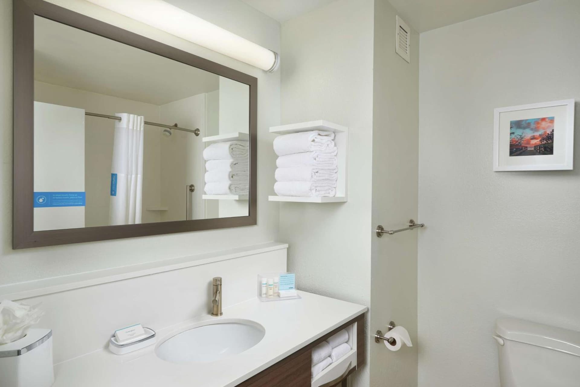 Hampton Inn Juno Beach gallery photo in Juno Beach, FL — image 8