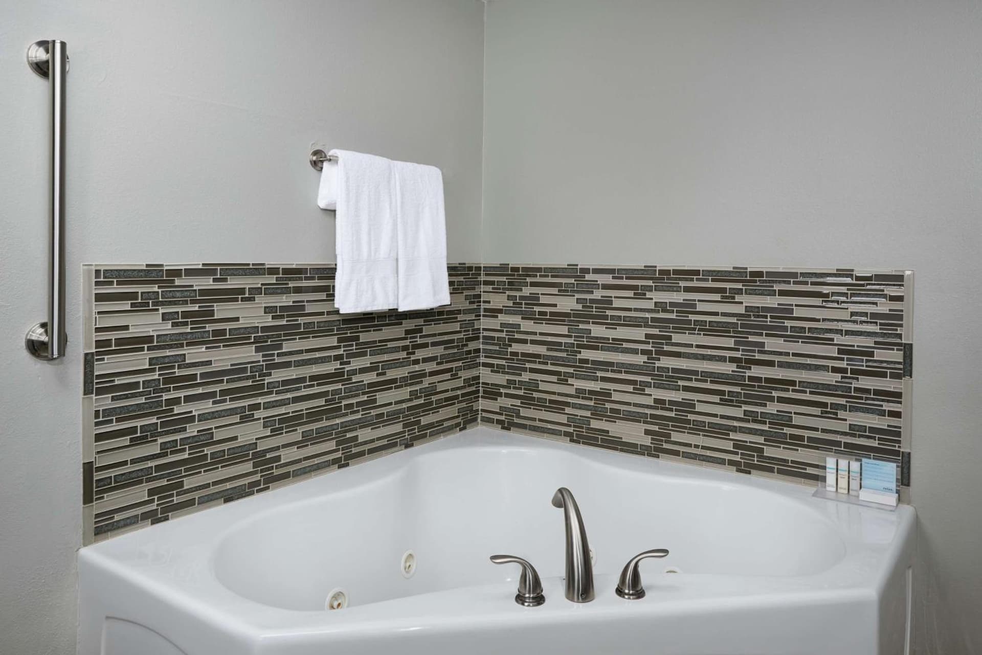 Hampton Inn Juno Beach gallery photo in Juno Beach, FL — image 7